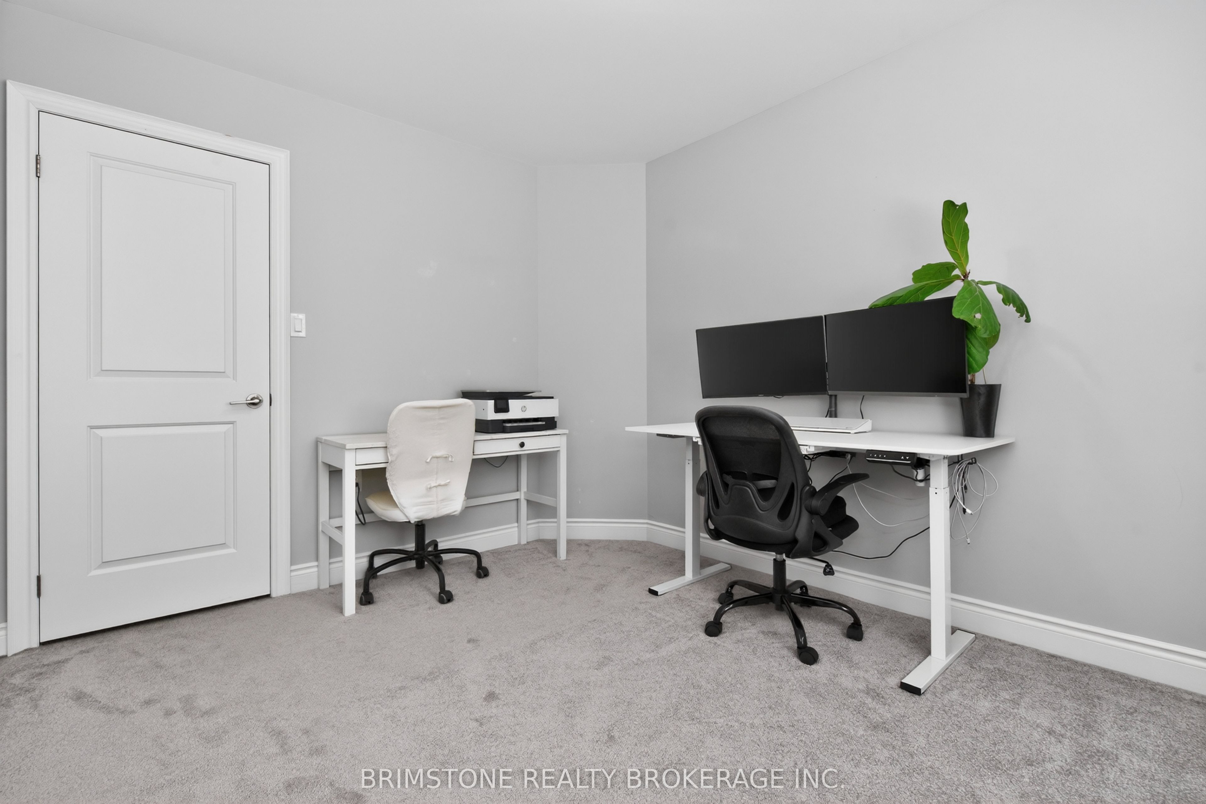 15 Lowry Court Property Photo 27