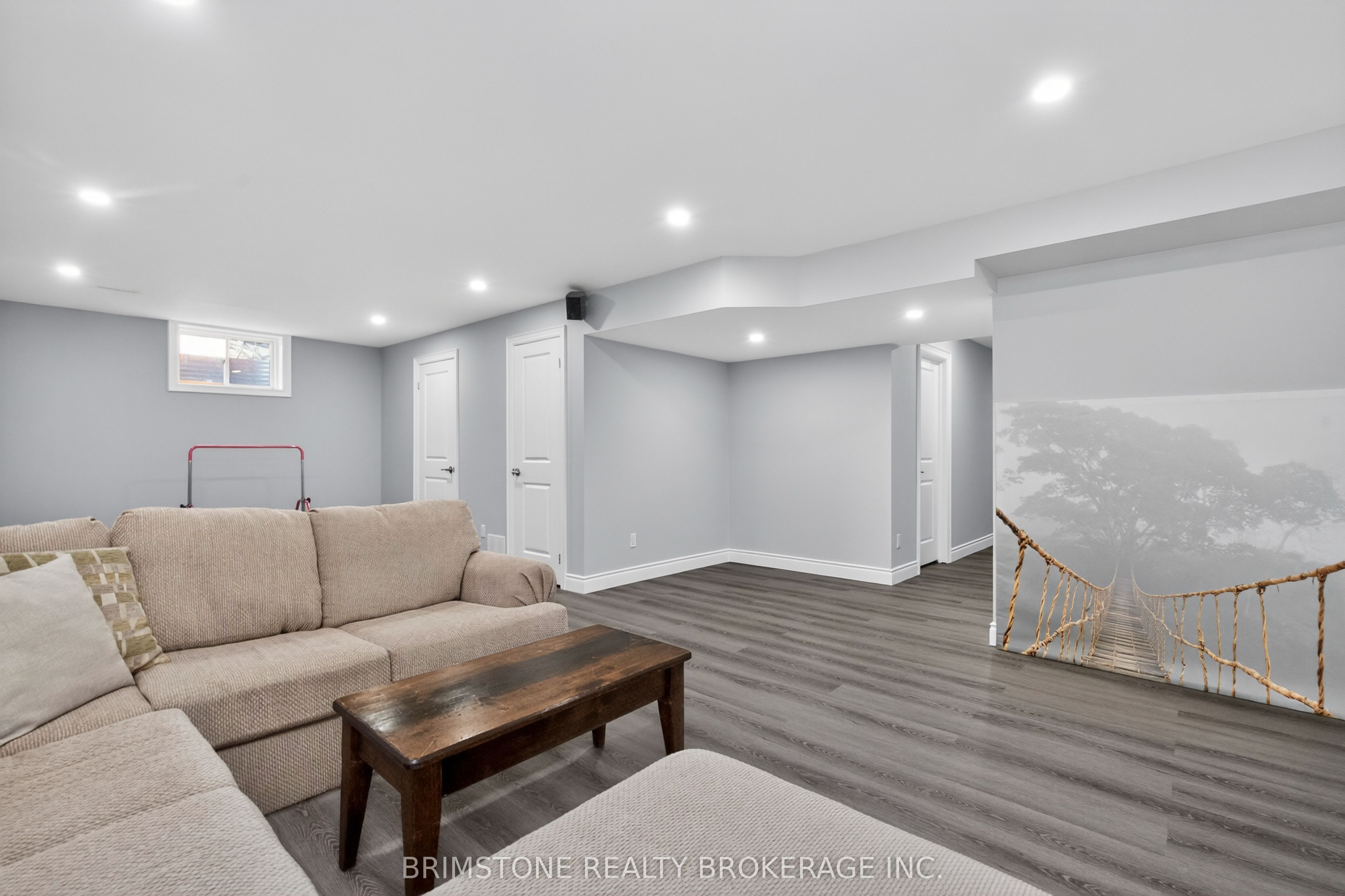 15 Lowry Court Property Photo 32
