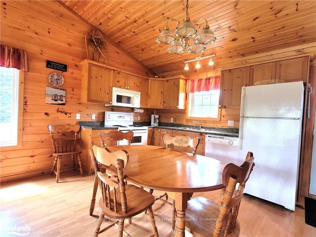 50 Cabin Crescent Property Photo 9