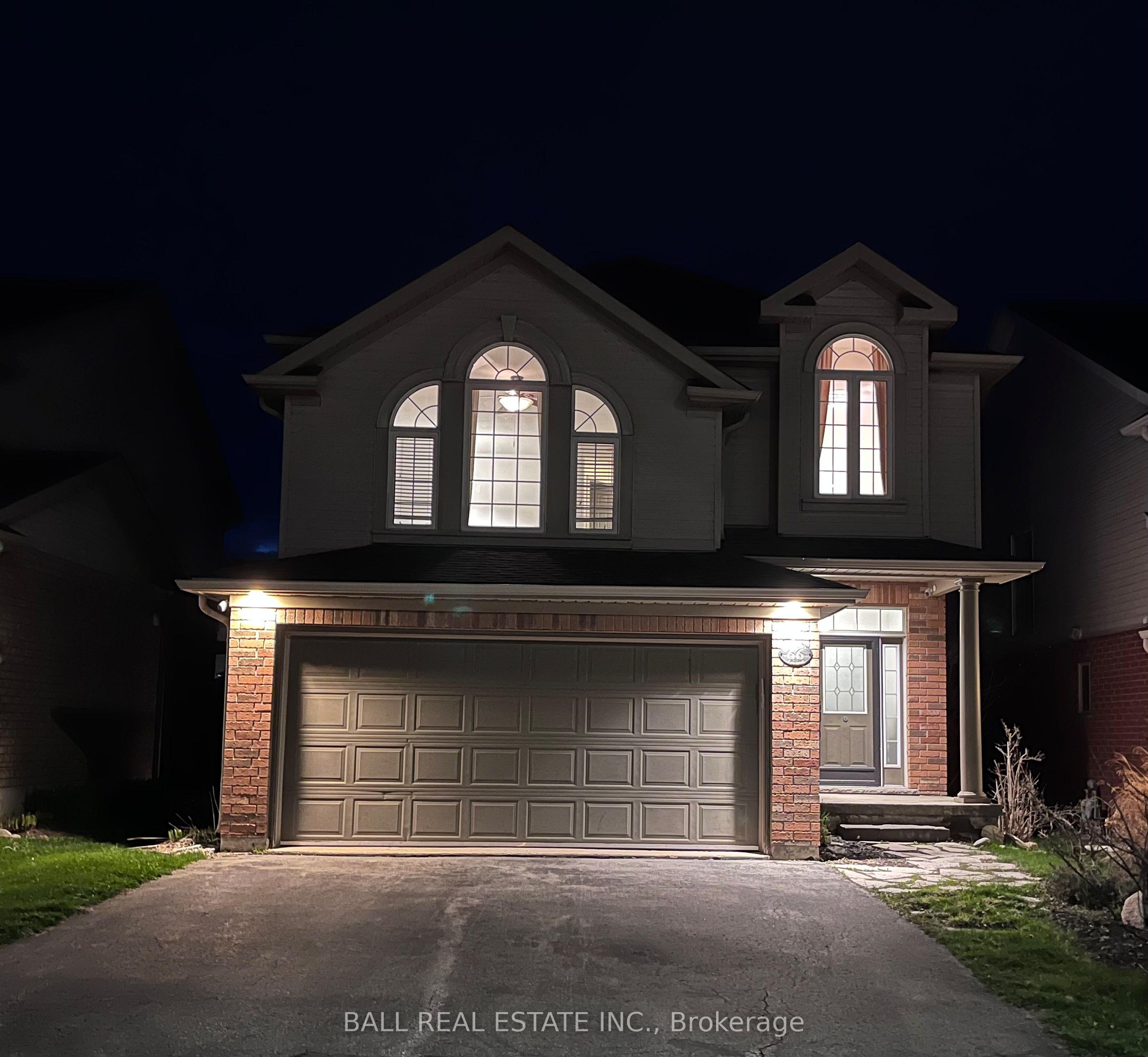 66 Highlands Crescent Property Photo 1
