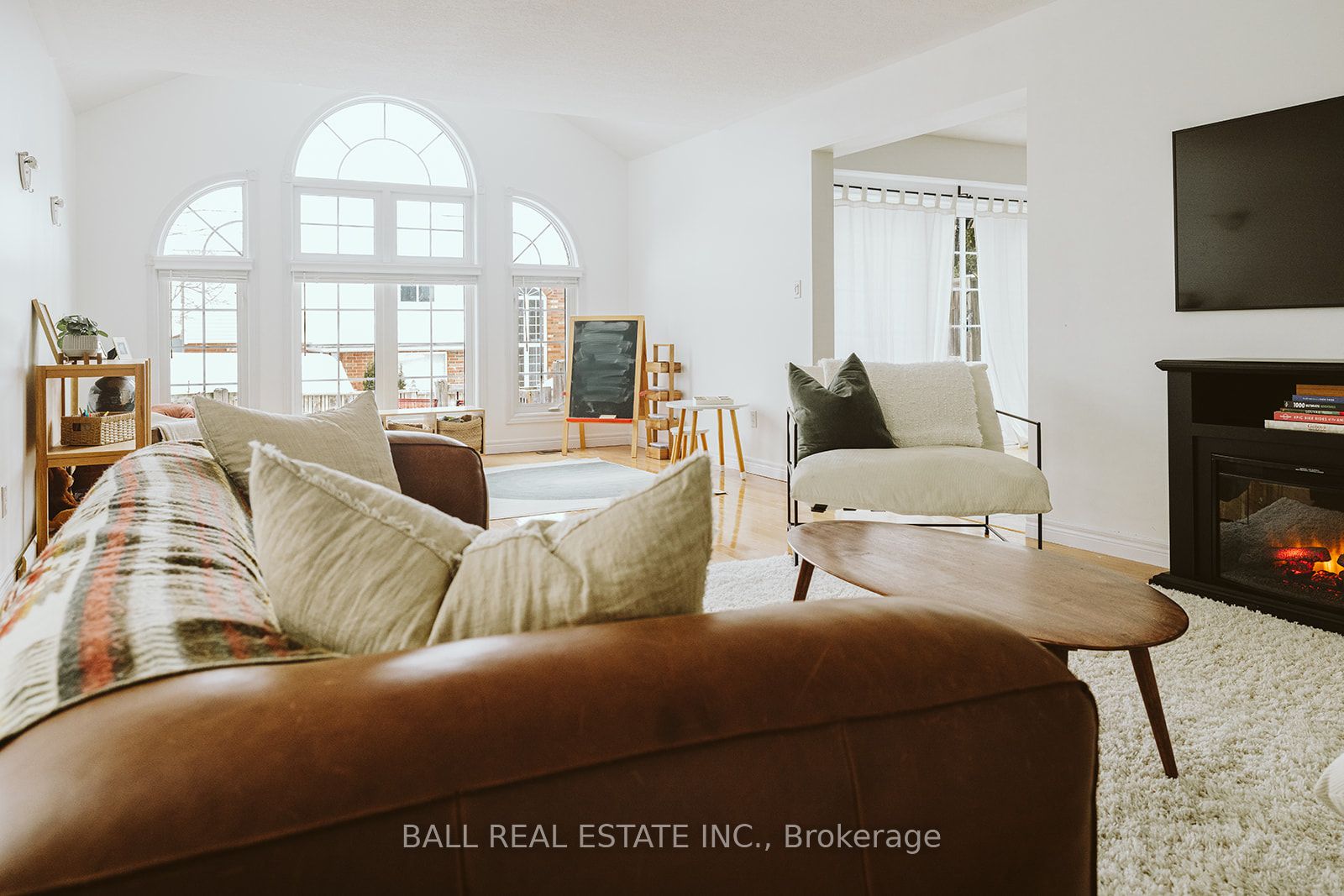 66 Highlands Crescent Property Photo 7