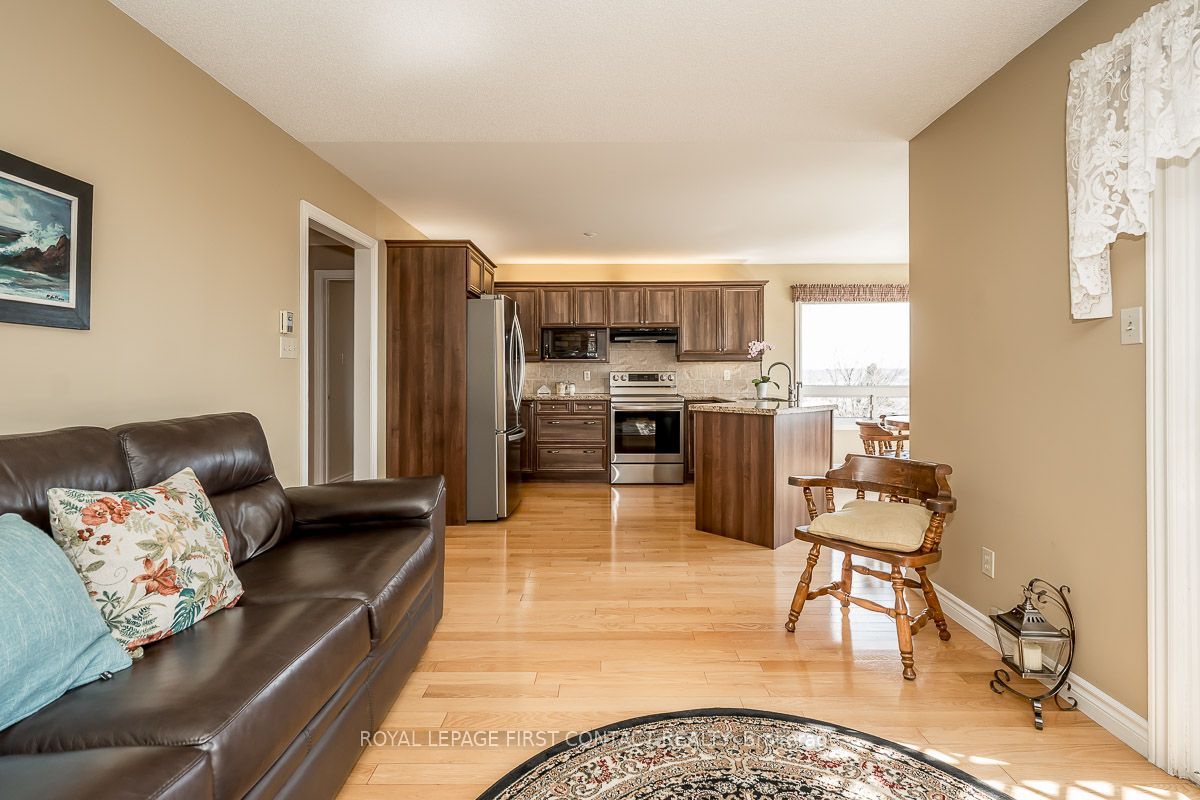 35 Gibbon Drive Property Photo 8