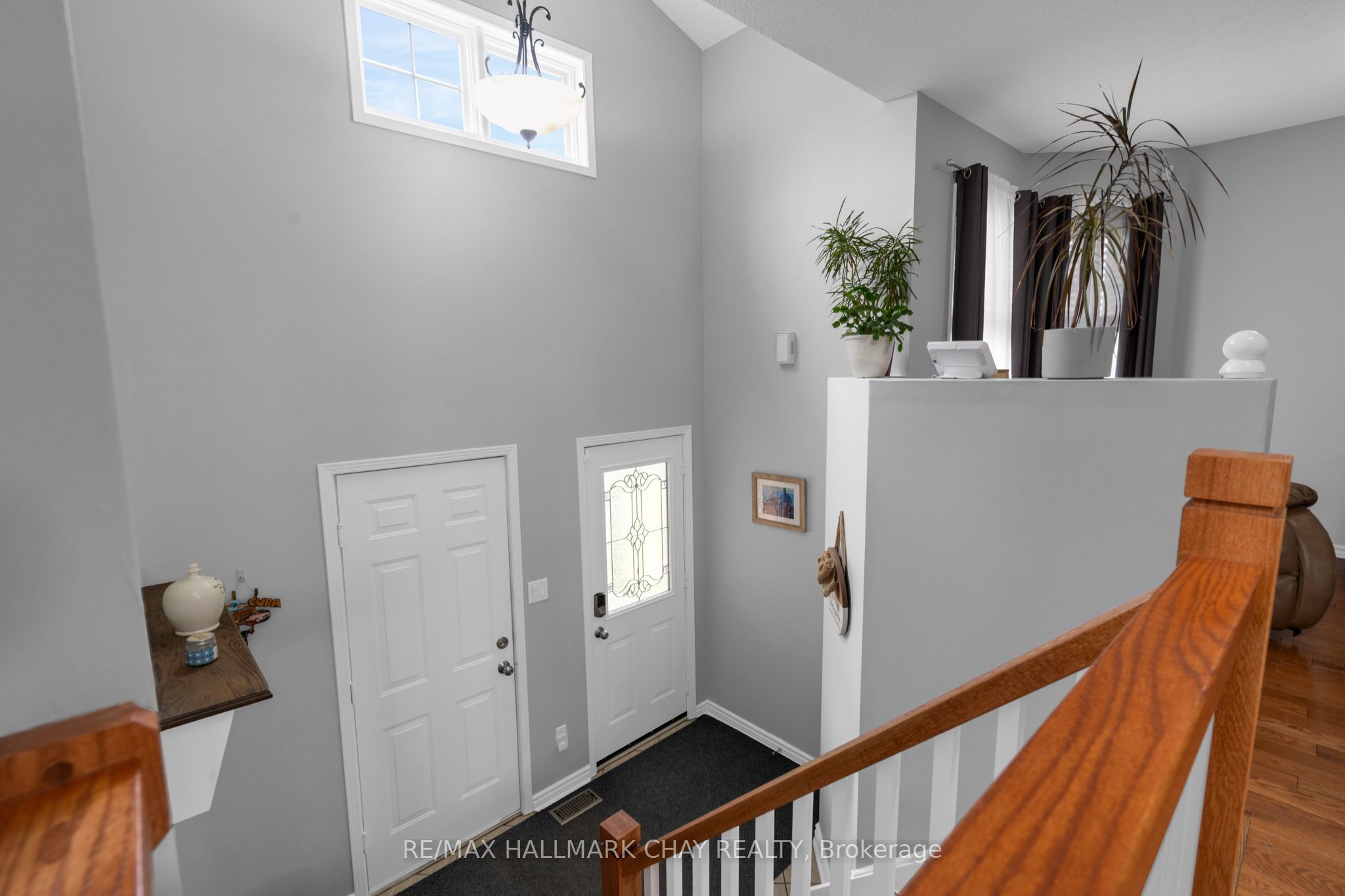 222 Wessenger Drive Property Photo 5