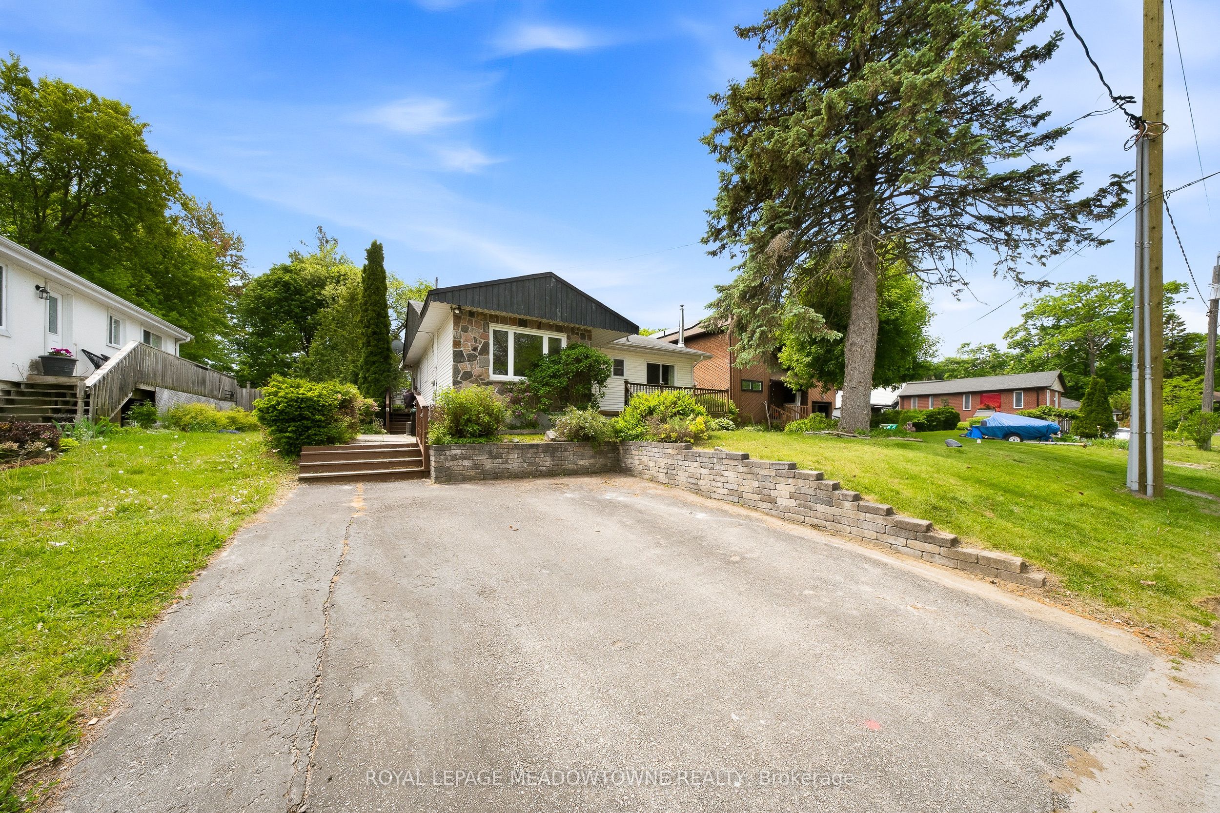 209 Cliff Road Property Photo 5