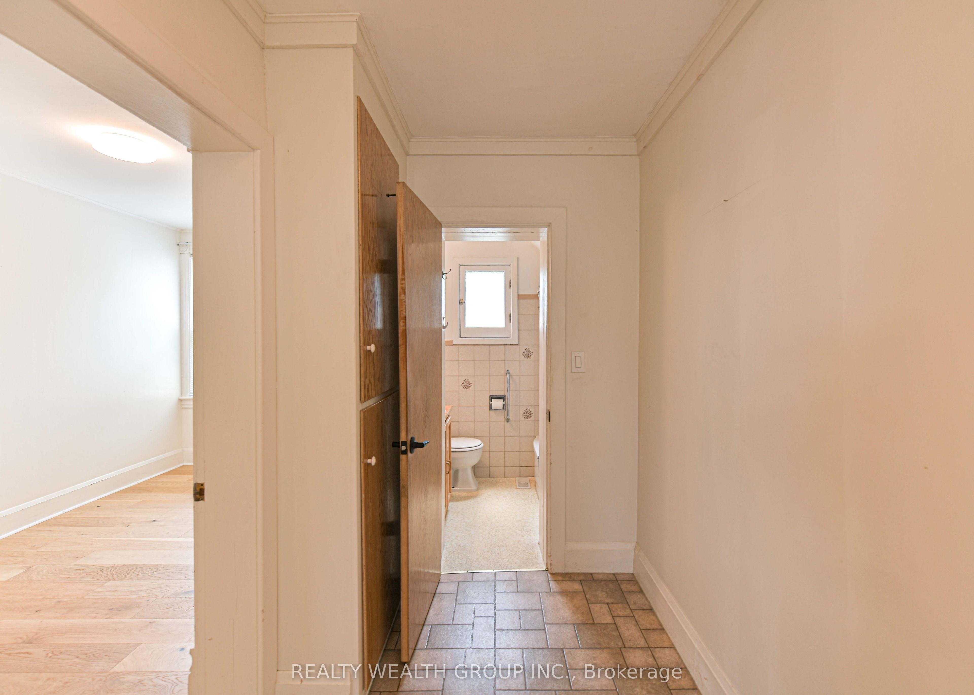 23 Penetang Street 2 Property Photo 20