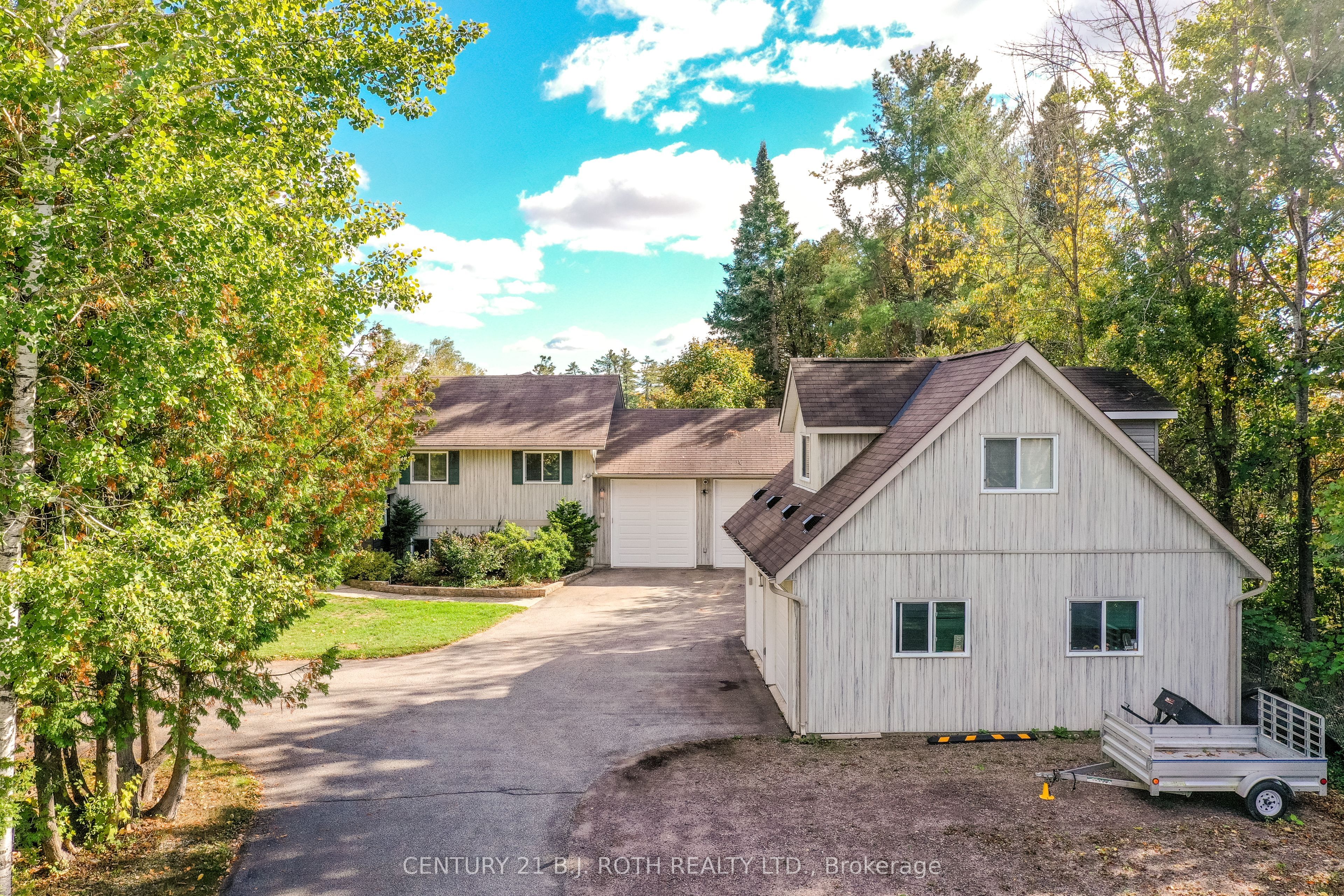 3371 Lake St. George Boulevard Property Photo 7