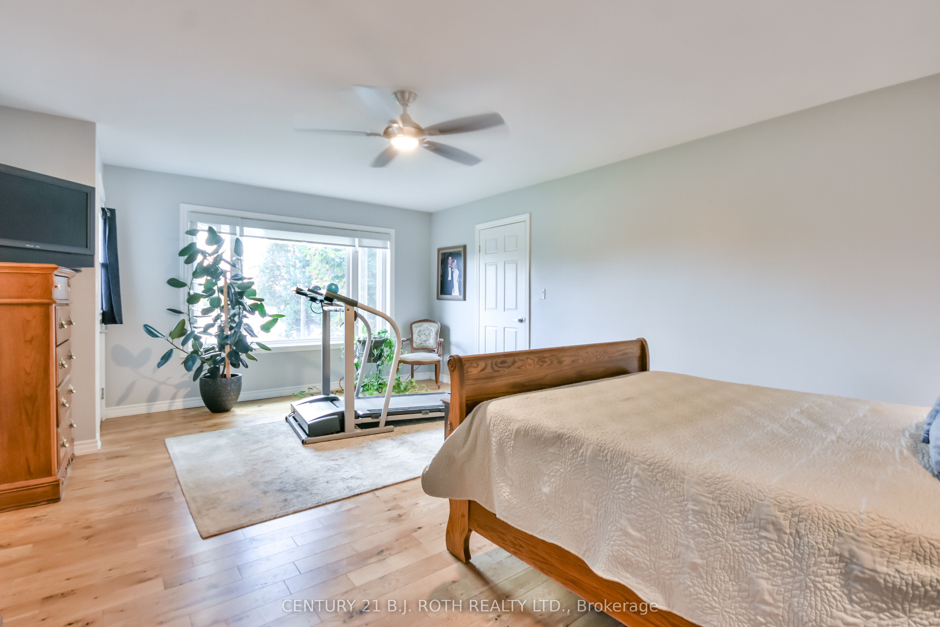 3371 Lake St. George Boulevard Property Photo 19