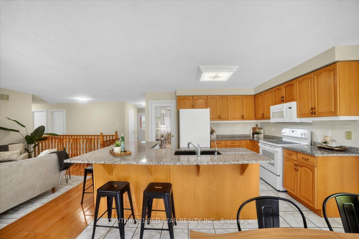 1775 Loretta Avenue Property Photo 12