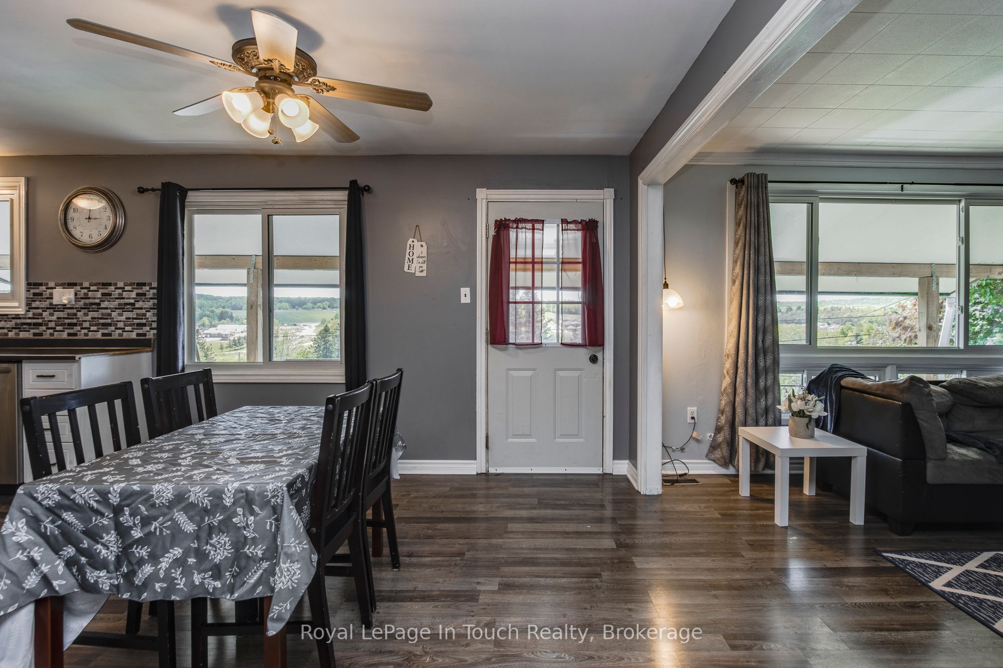 477 Murray Road Property Photo 6