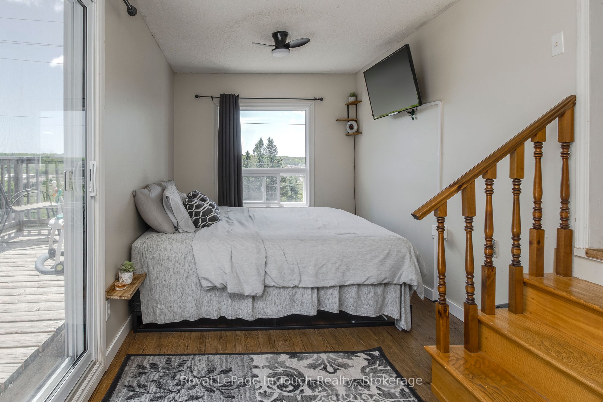 477 Murray Road Property Photo 9