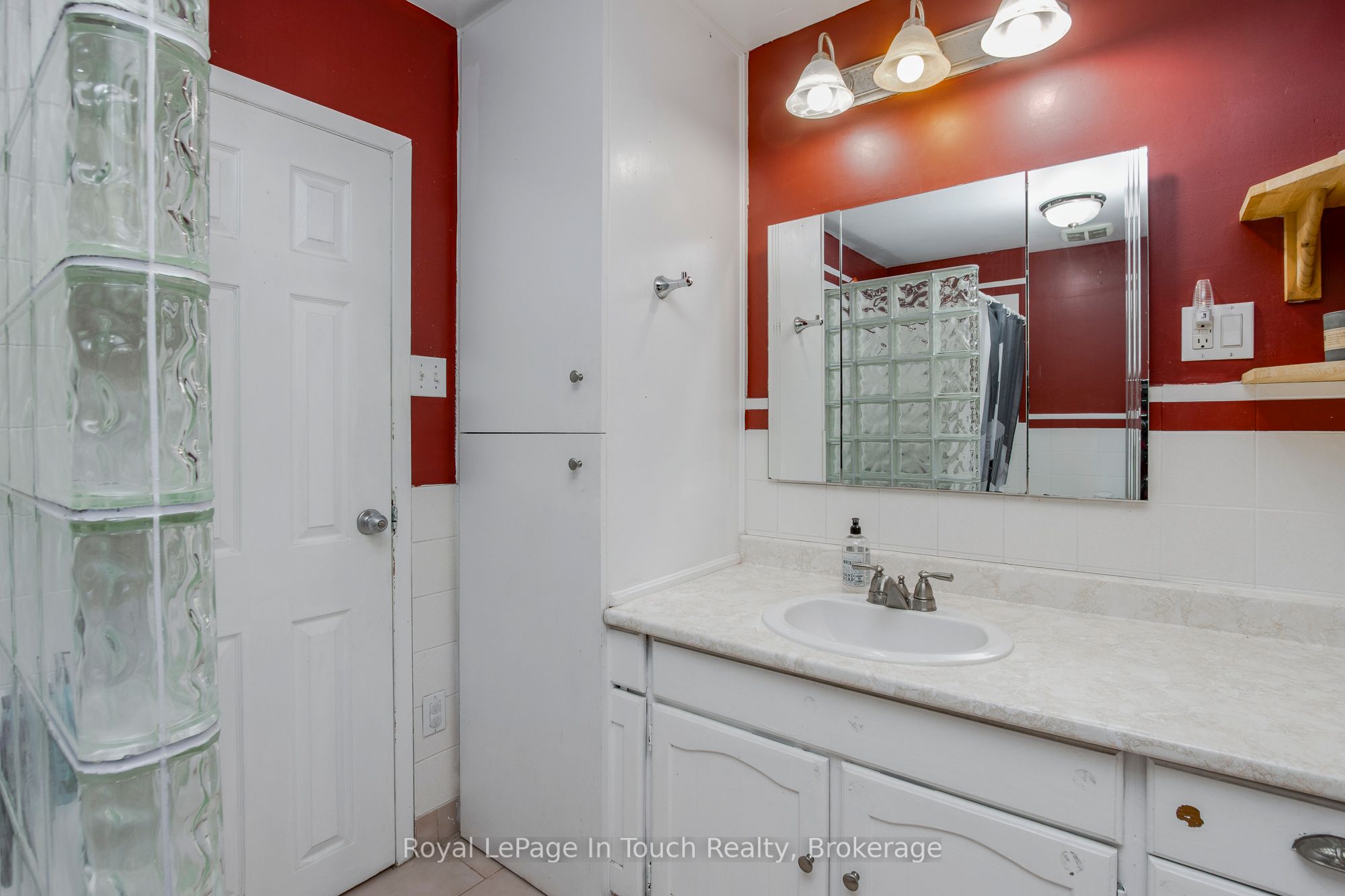 477 Murray Road Property Photo 17