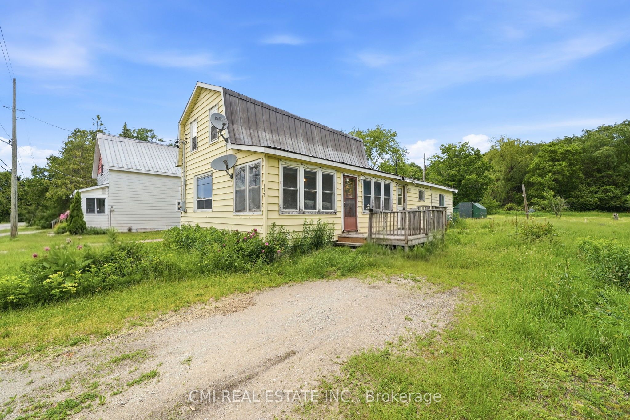 117 Fox Street Property Photo 2