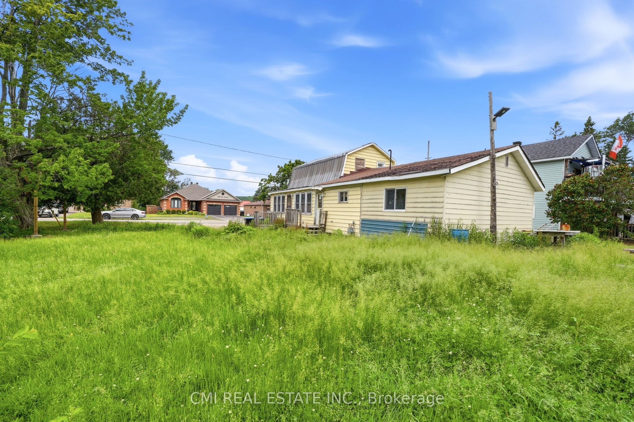 117 Fox Street Property Photo 6