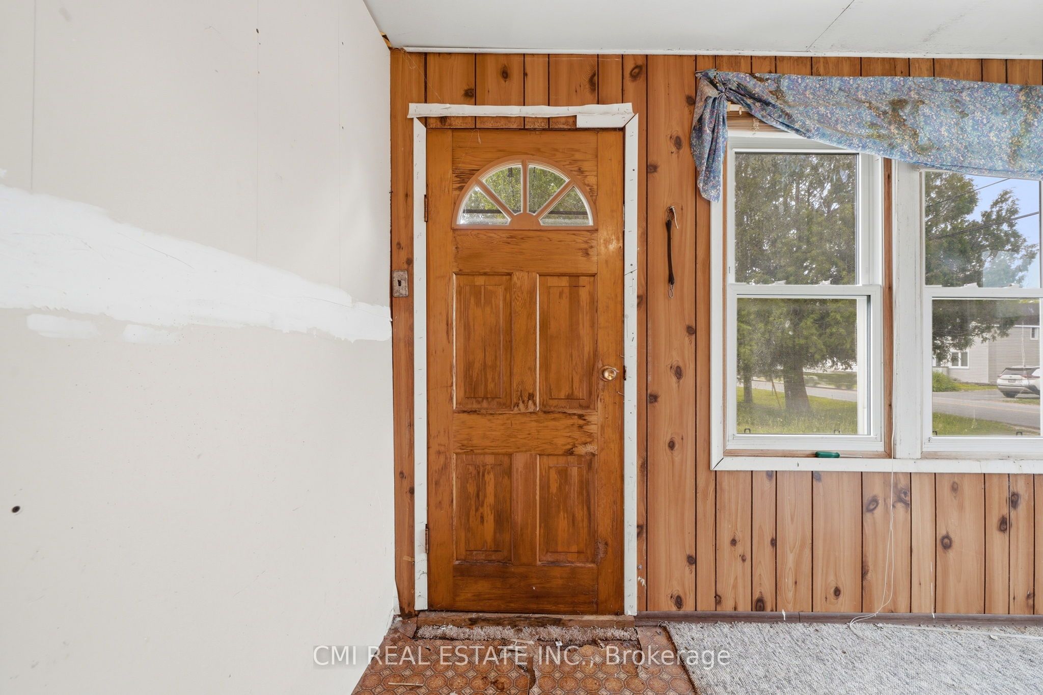 117 Fox Street Property Photo 7