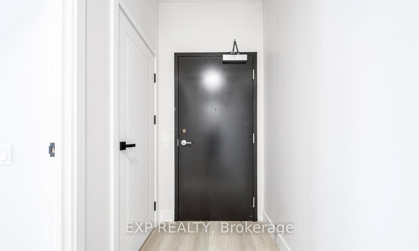 145 Clapperton Street 304 Property Photo 10