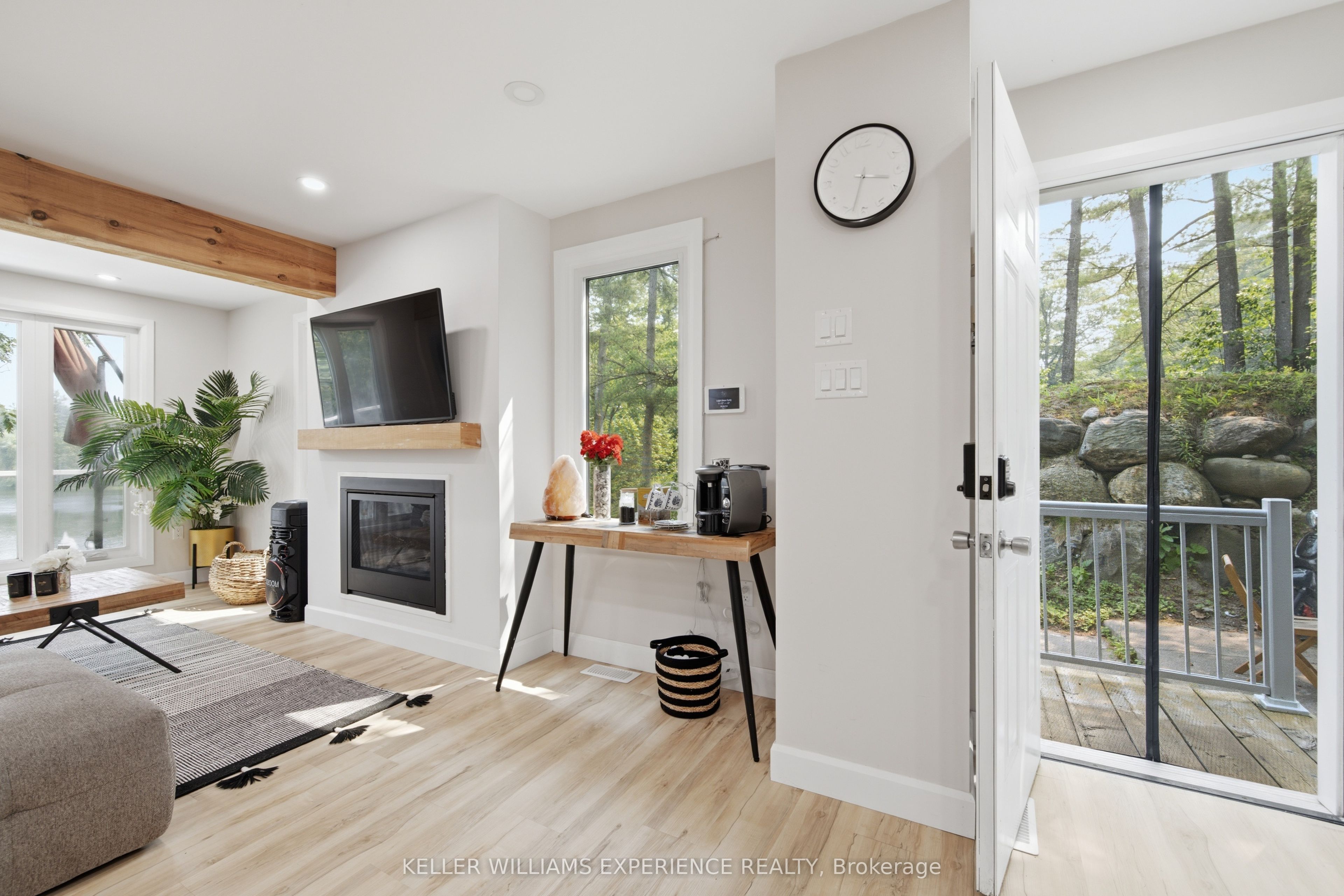 7847 Oakridge Drive Property Photo 14