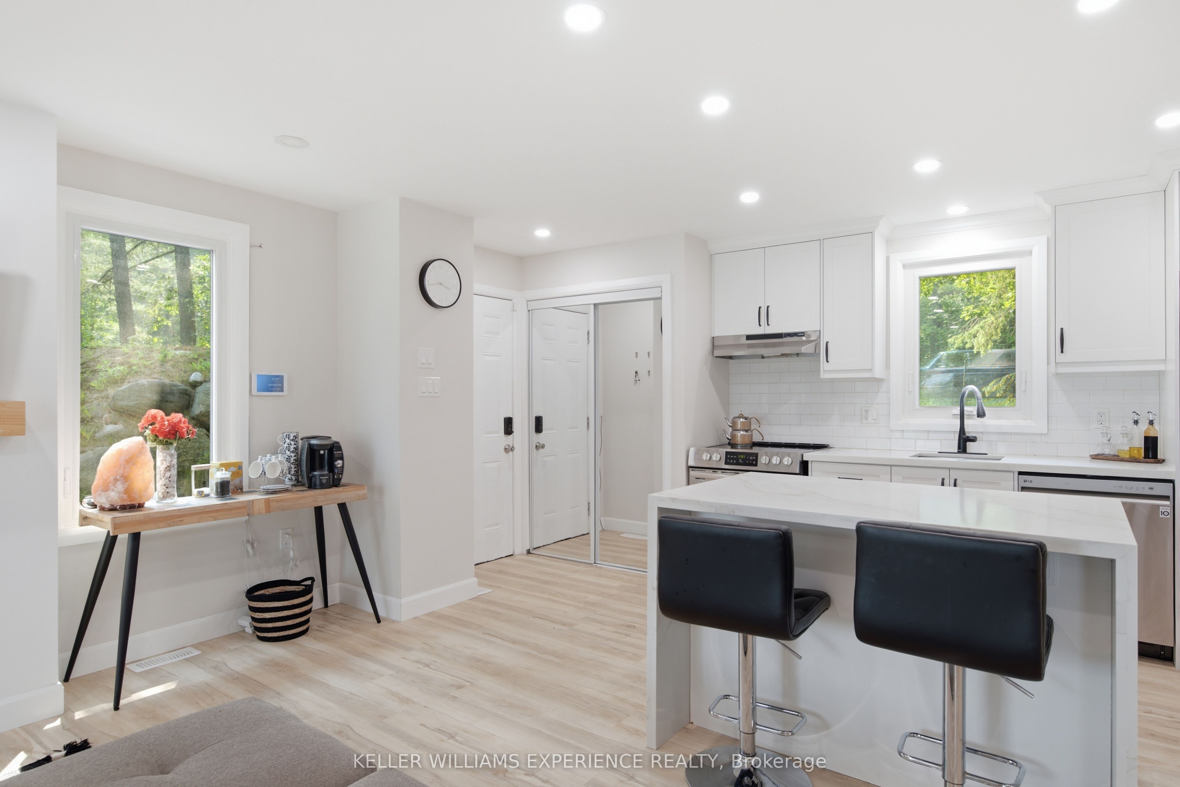 7847 Oakridge Drive Property Photo 15