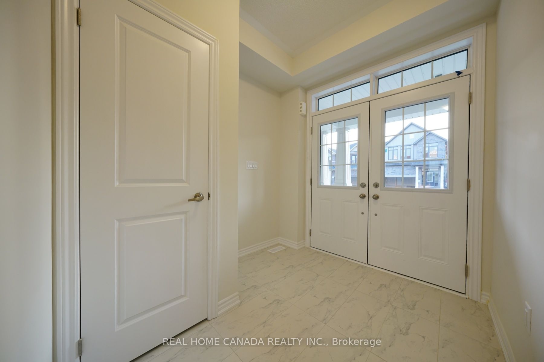 24 Durham Avenue Property Photo 3