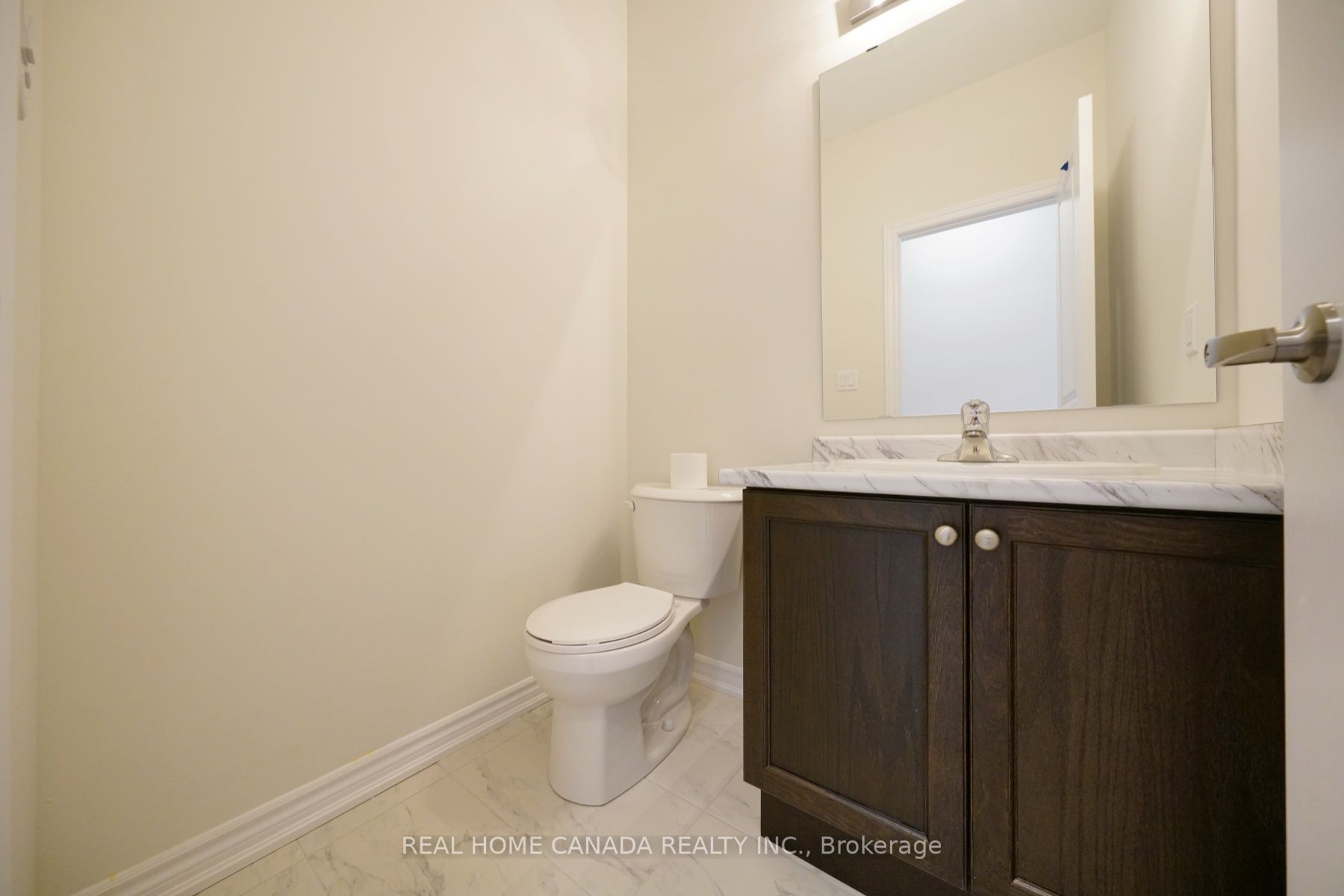 24 Durham Avenue Property Photo 5