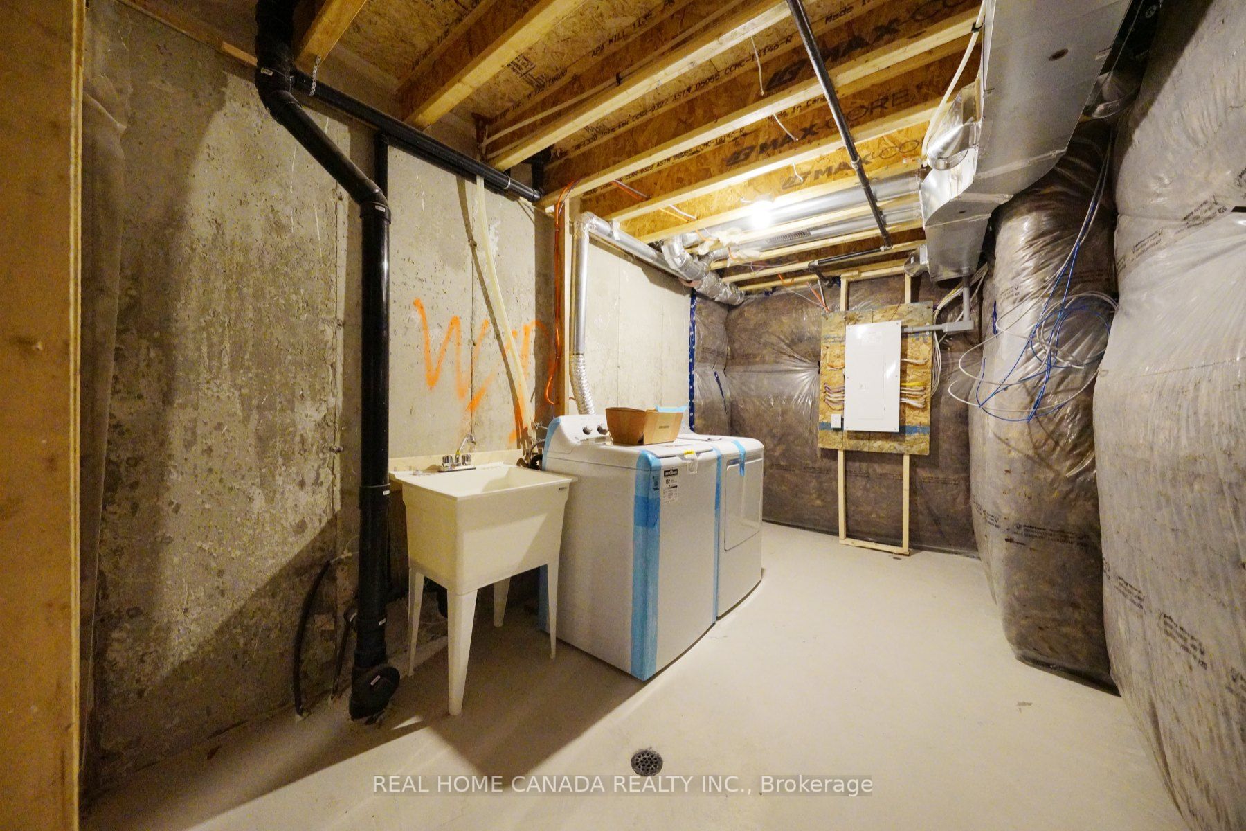 24 Durham Avenue Property Photo 19