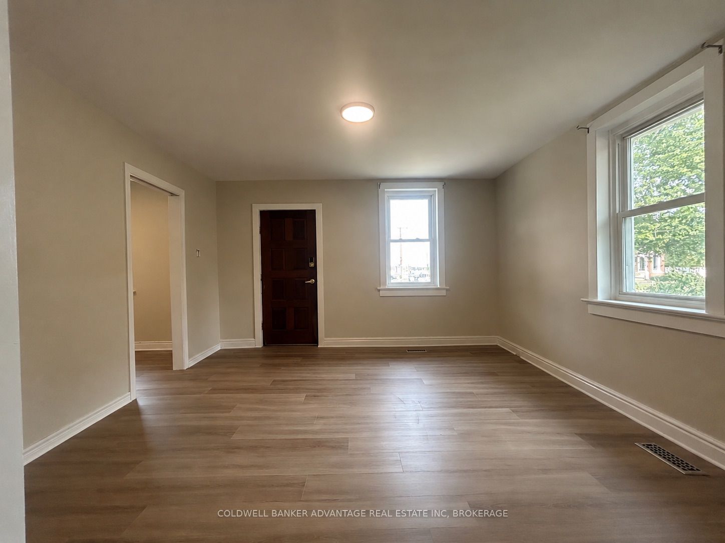 36 Sanford Street Property Photo 9