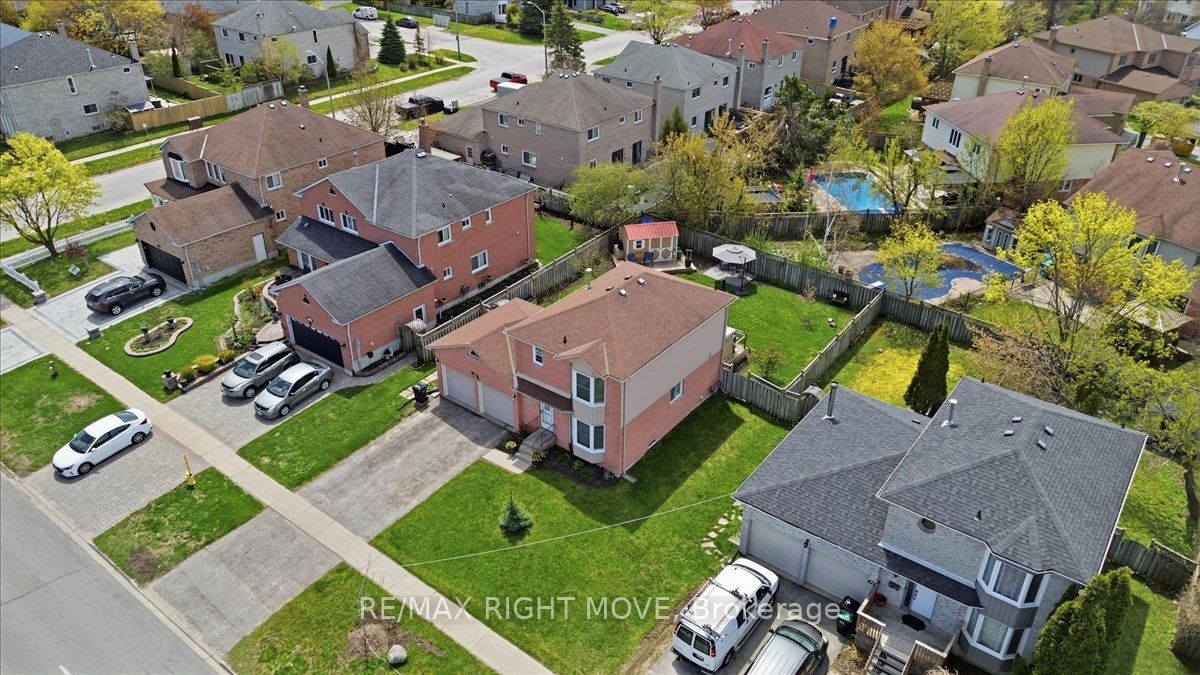 470 St Vincent Street Property Photo 10