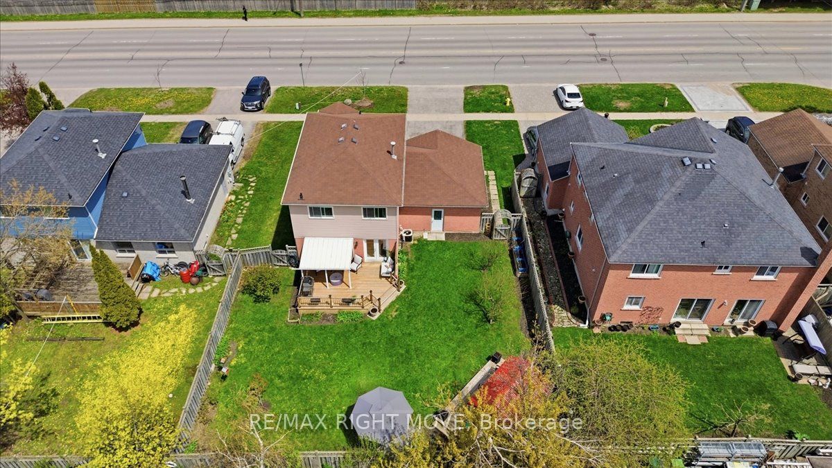 470 St Vincent Street Property Photo 12