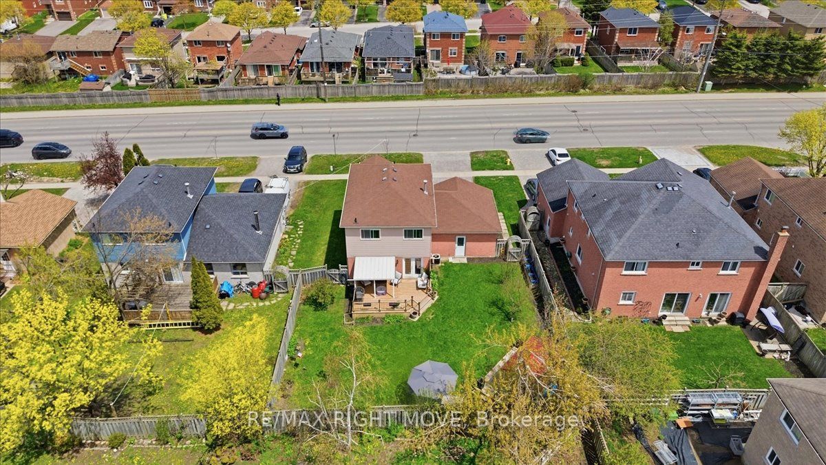 470 St Vincent Street Property Photo 13