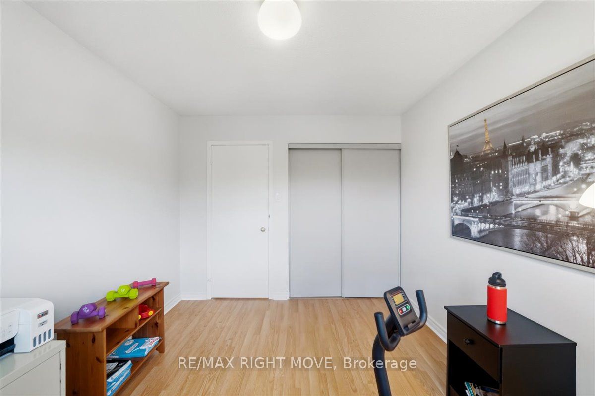 470 St Vincent Street Property Photo 43