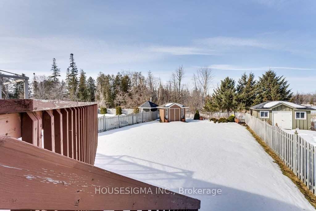 129 Gore Drive Property Photo 3