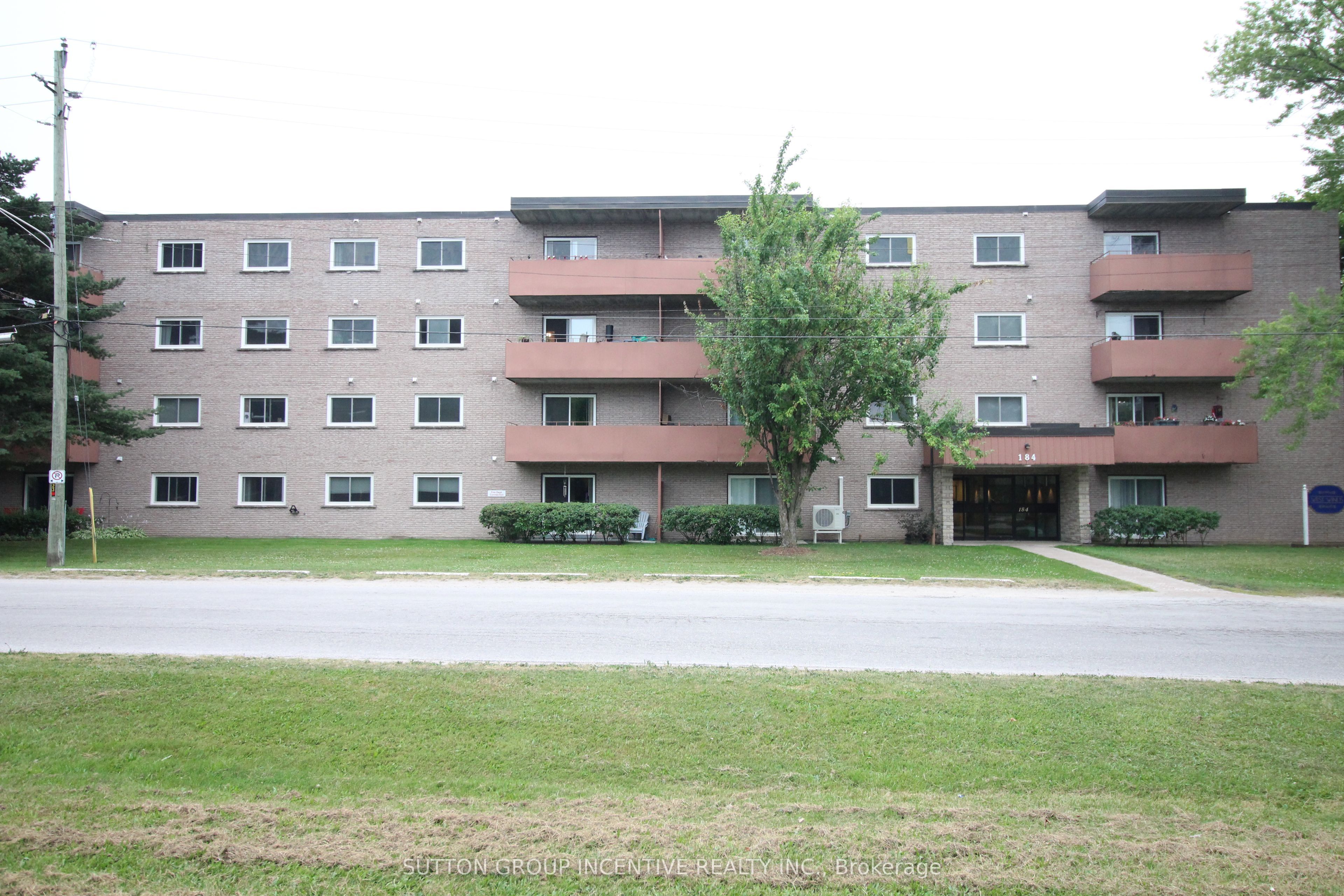 184 Eighth Street 206 Property Photo 1