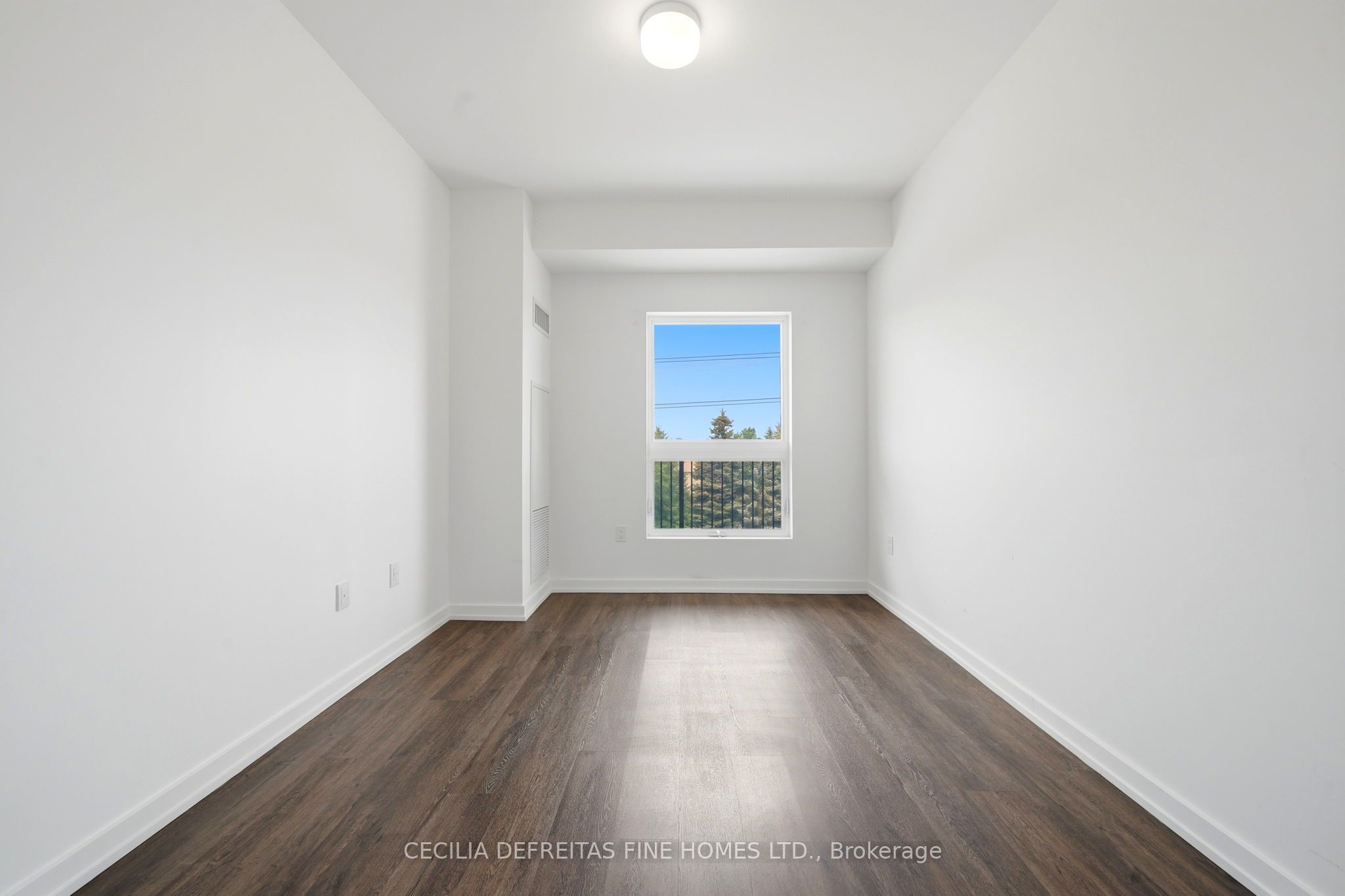 430 Essa Road 314 Property Photo 20