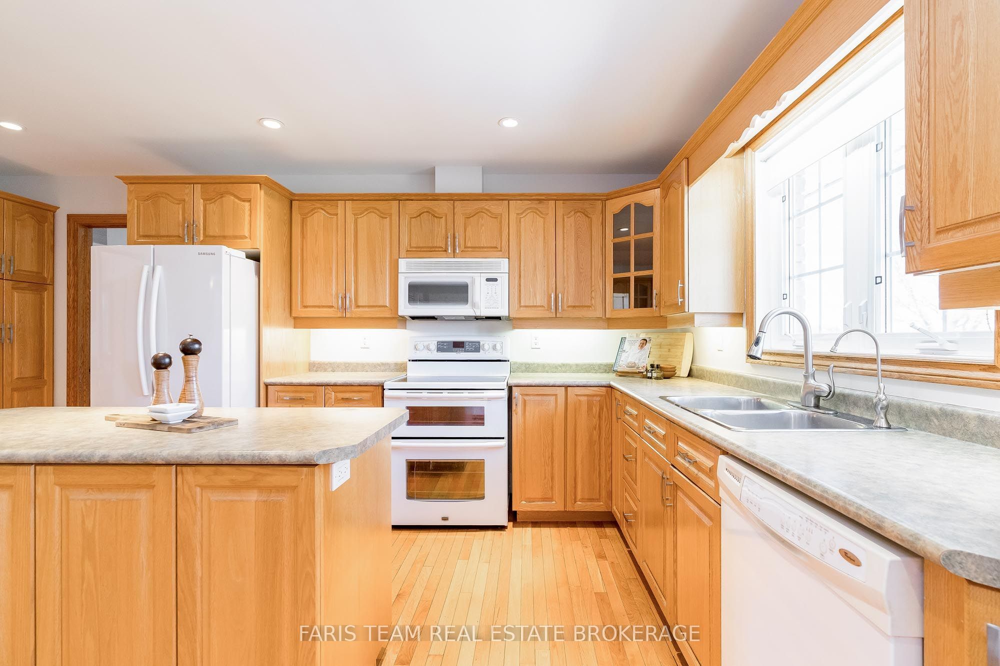 8485 Highway 93 Property Photo 6