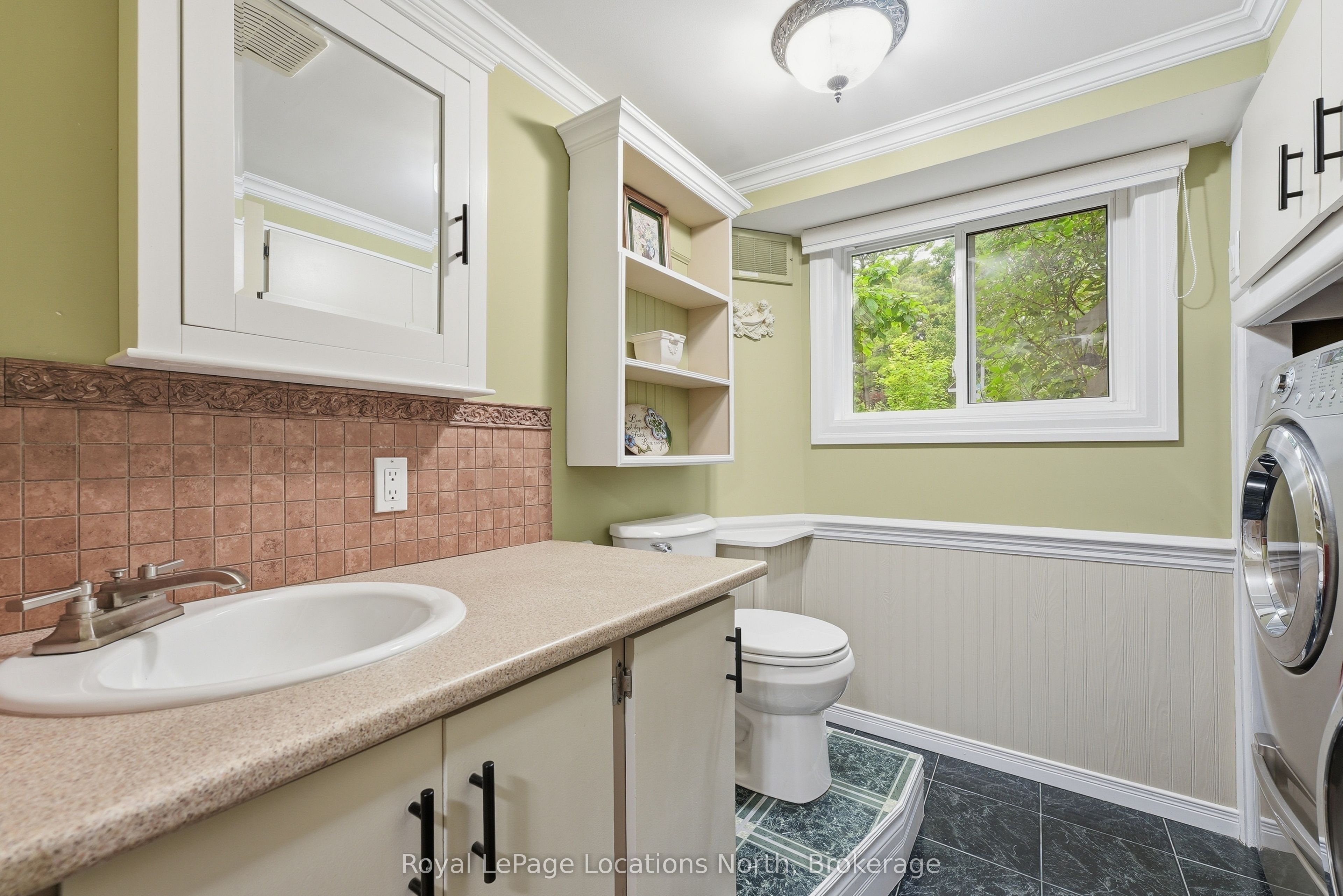 488 Maple Street Property Photo 26