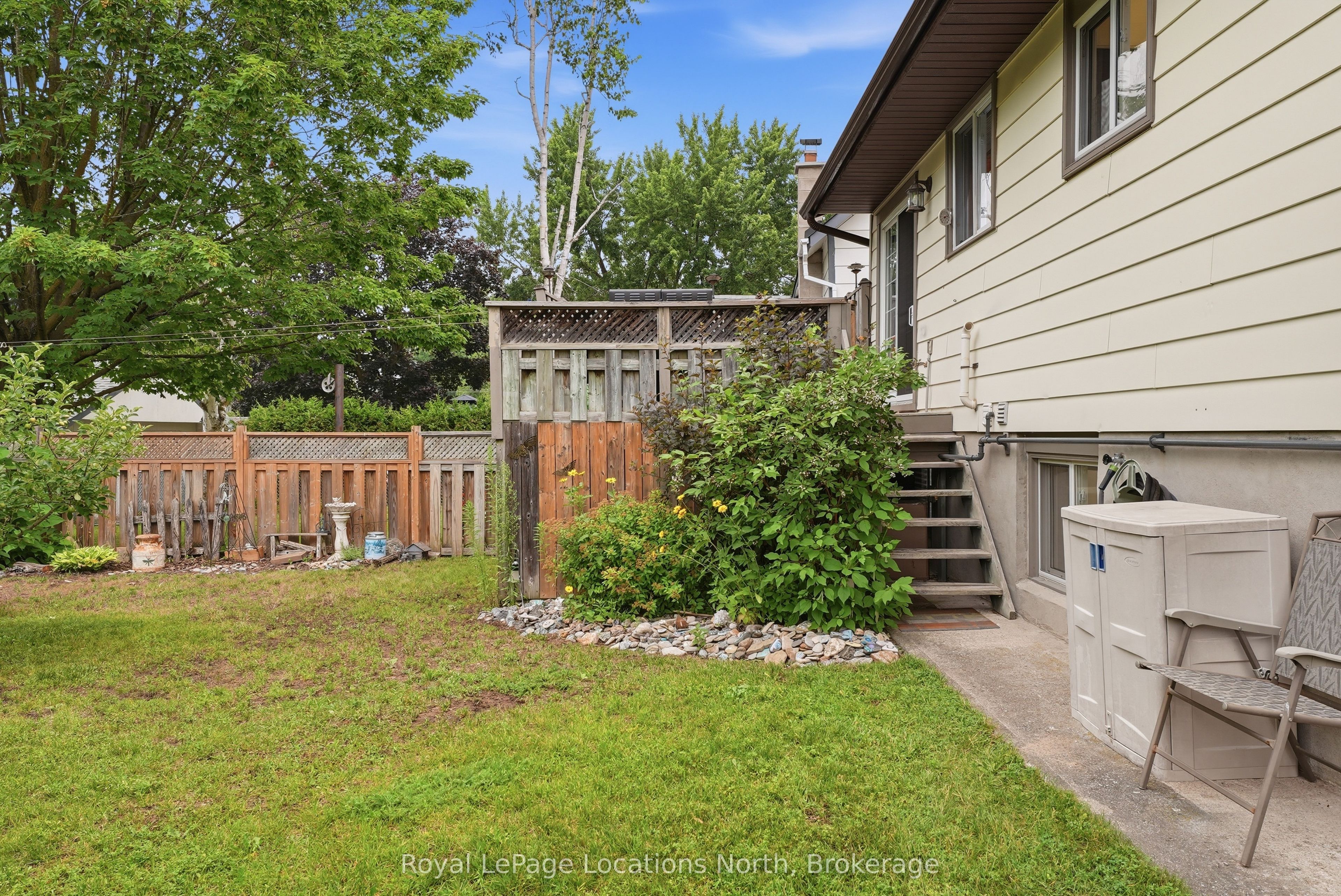 488 Maple Street Property Photo 28