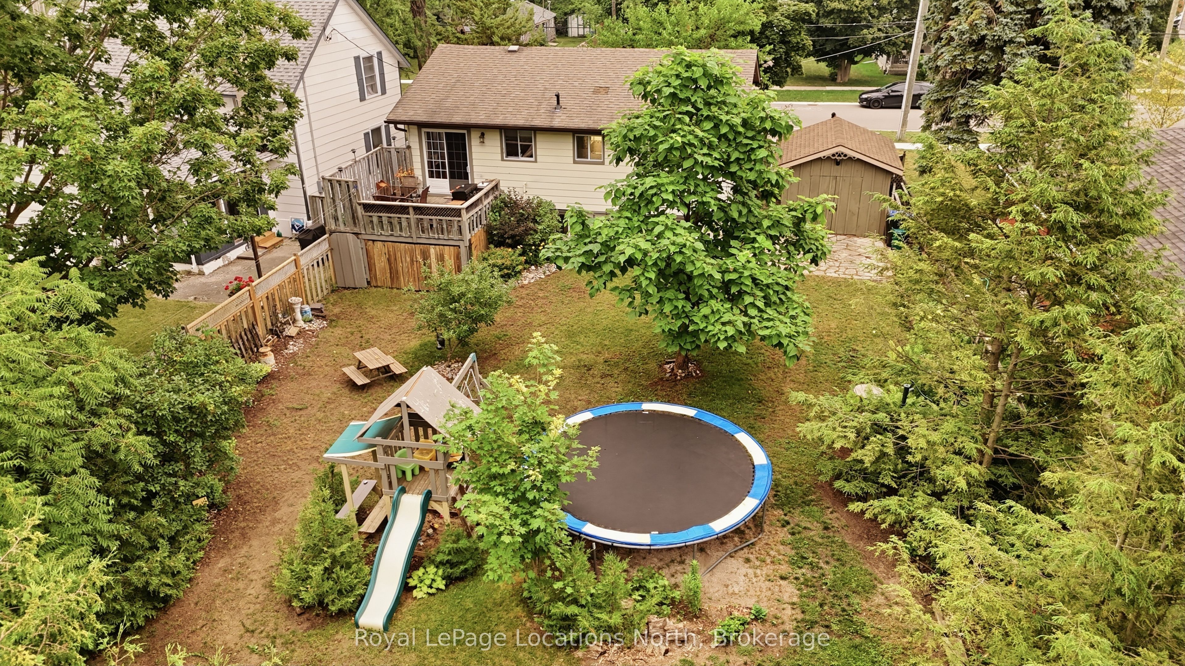 488 Maple Street Property Photo 33