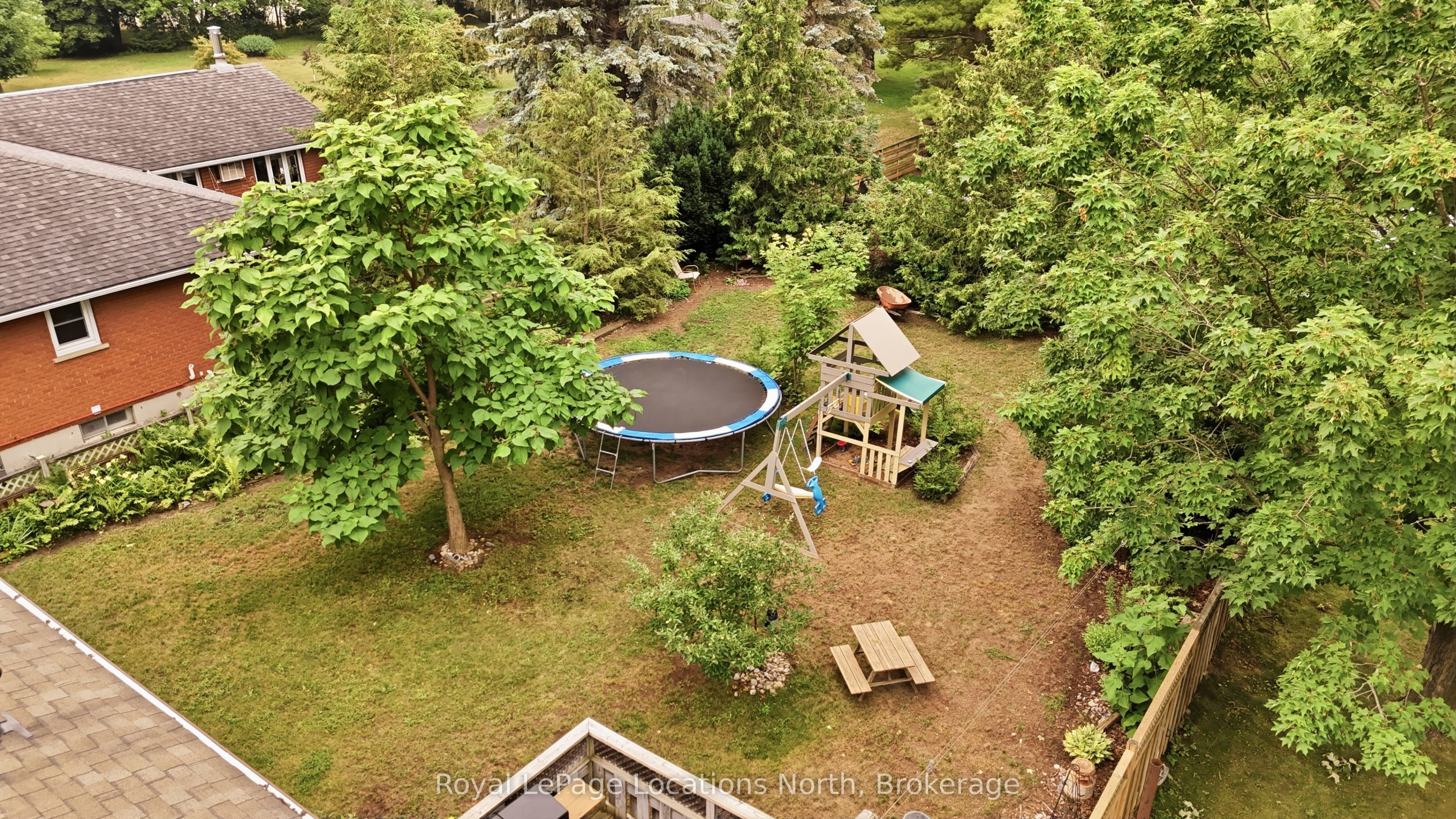 488 Maple Street Property Photo 34
