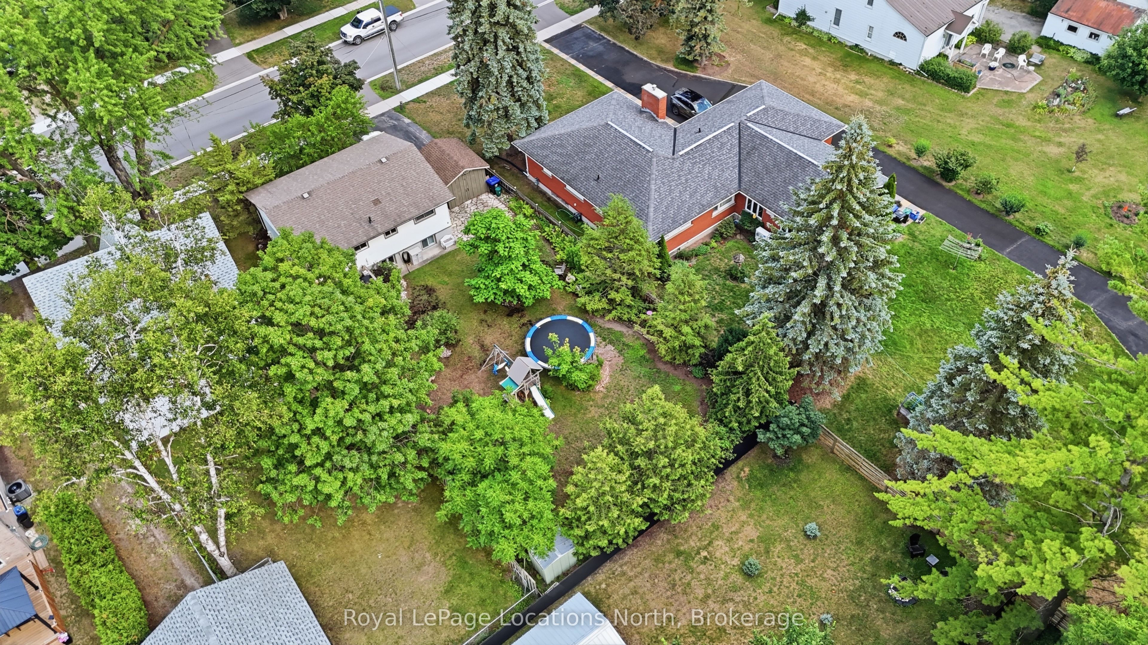 488 Maple Street Property Photo 42