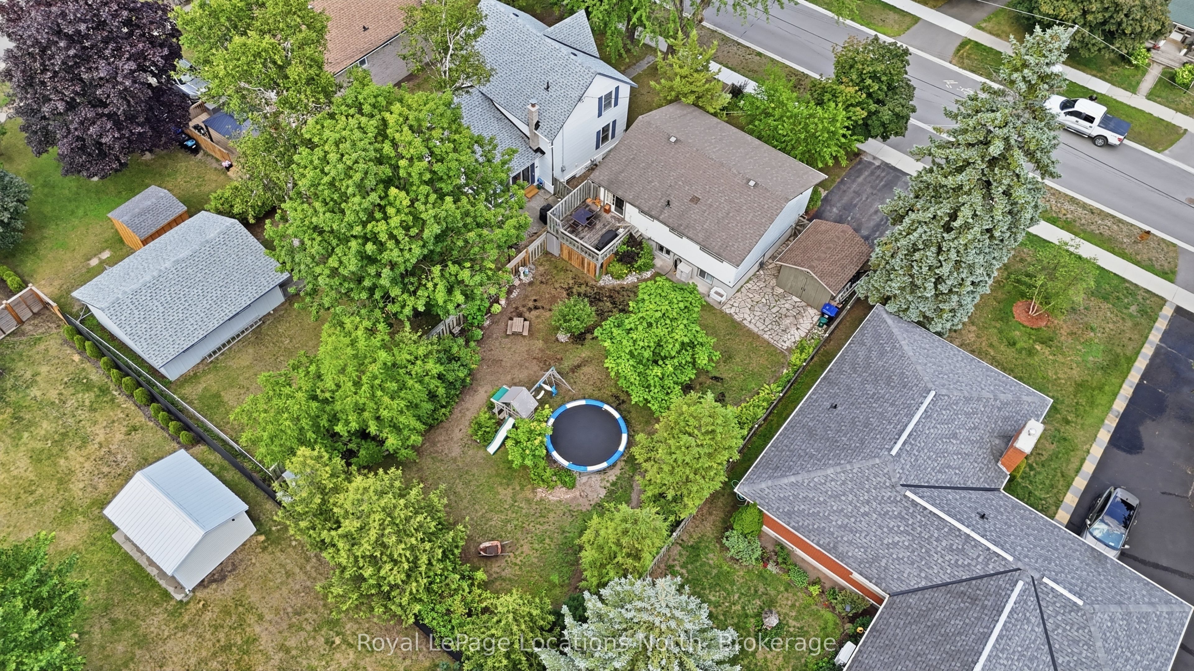 488 Maple Street Property Photo 43