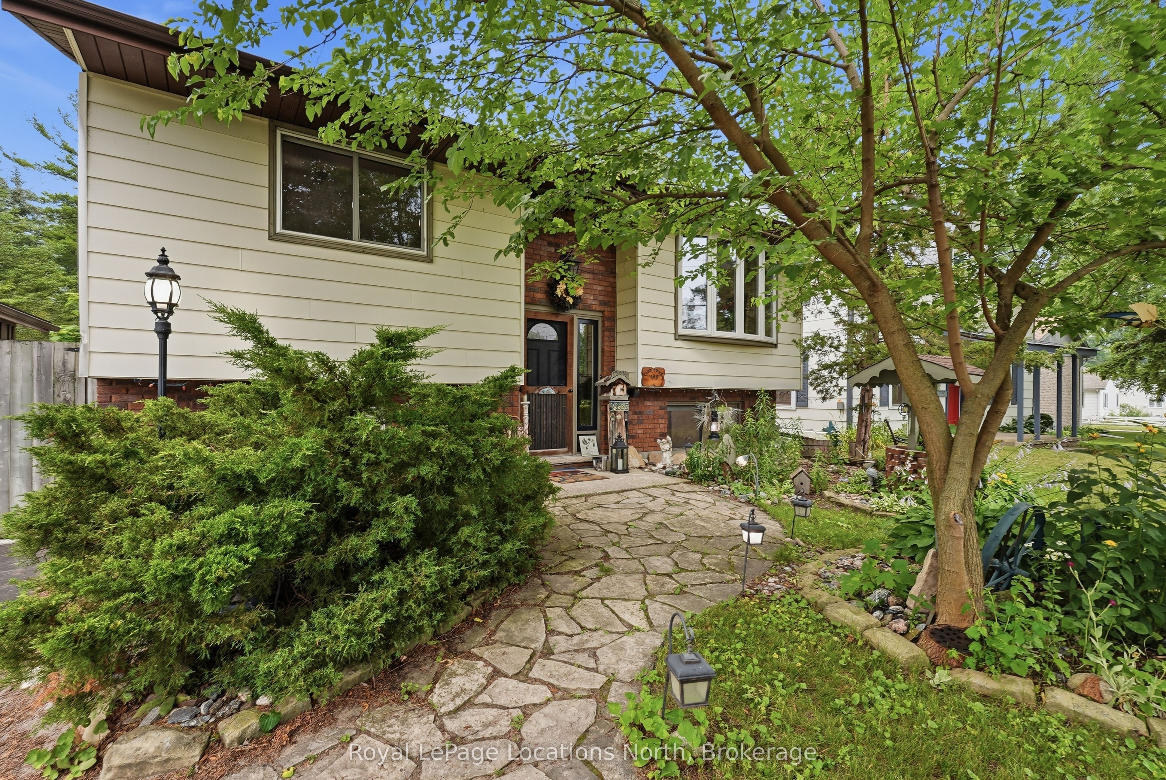488 Maple Street Property Photo 44