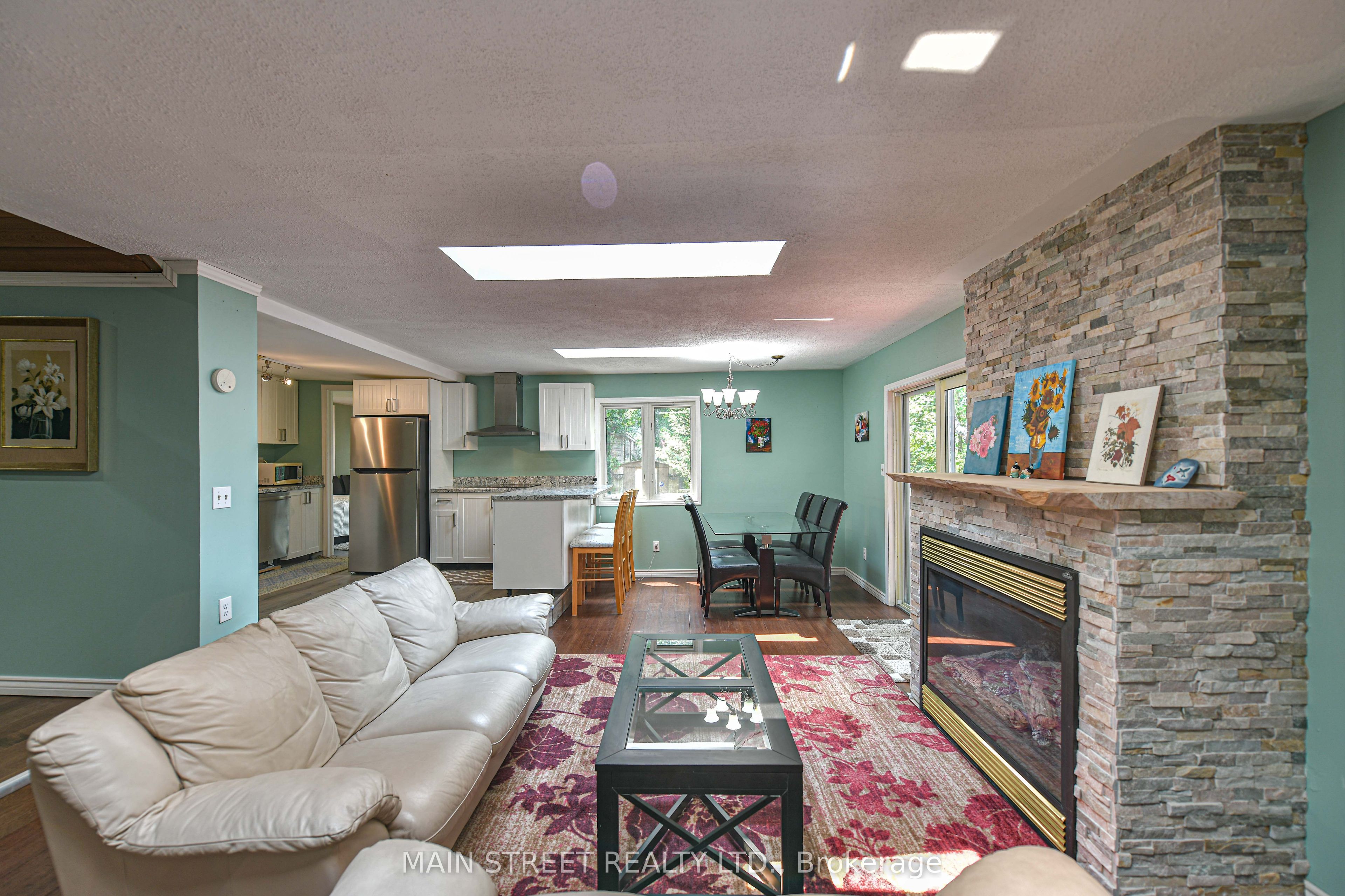 1310 Black Beach Lane Property Photo 14