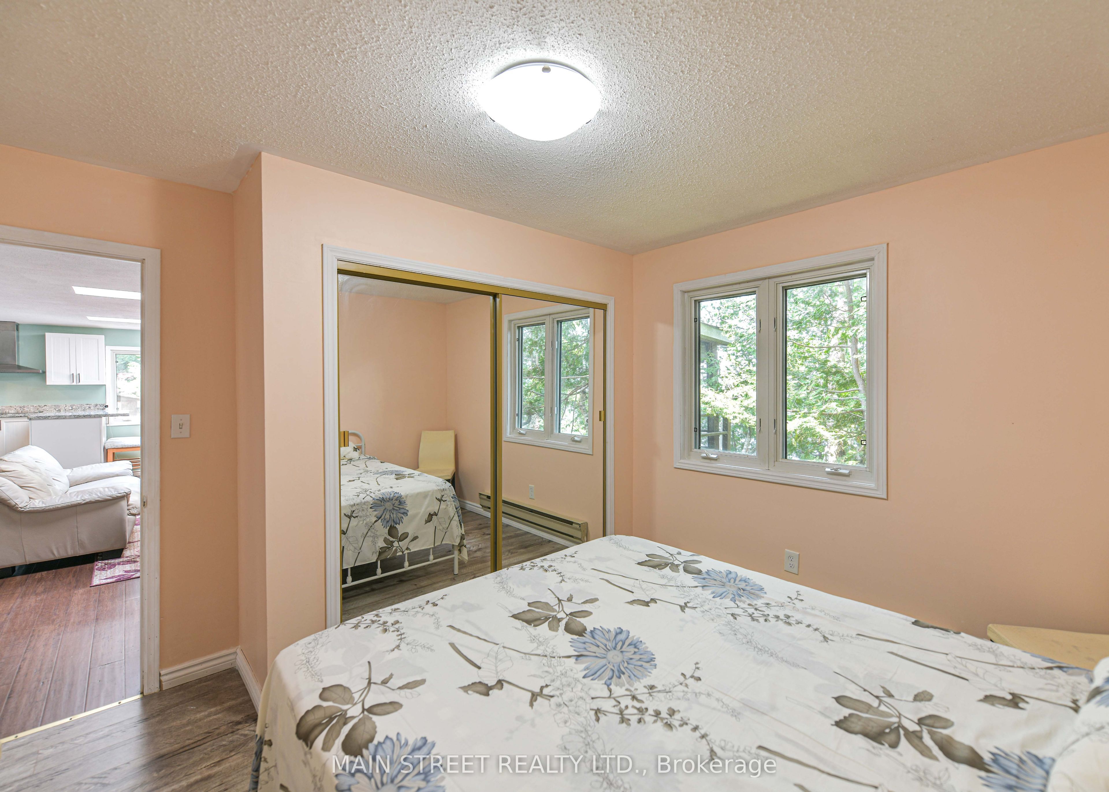 1310 Black Beach Lane Property Photo 21