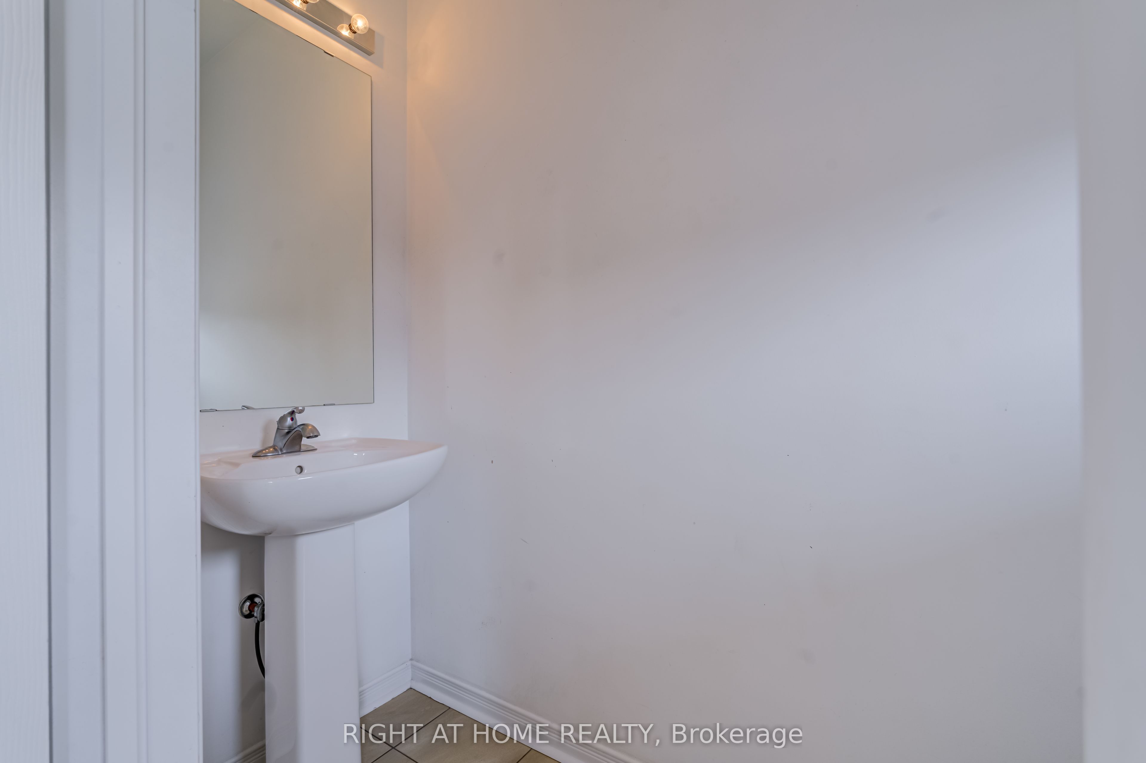 9 Bailey Street Property Photo 6