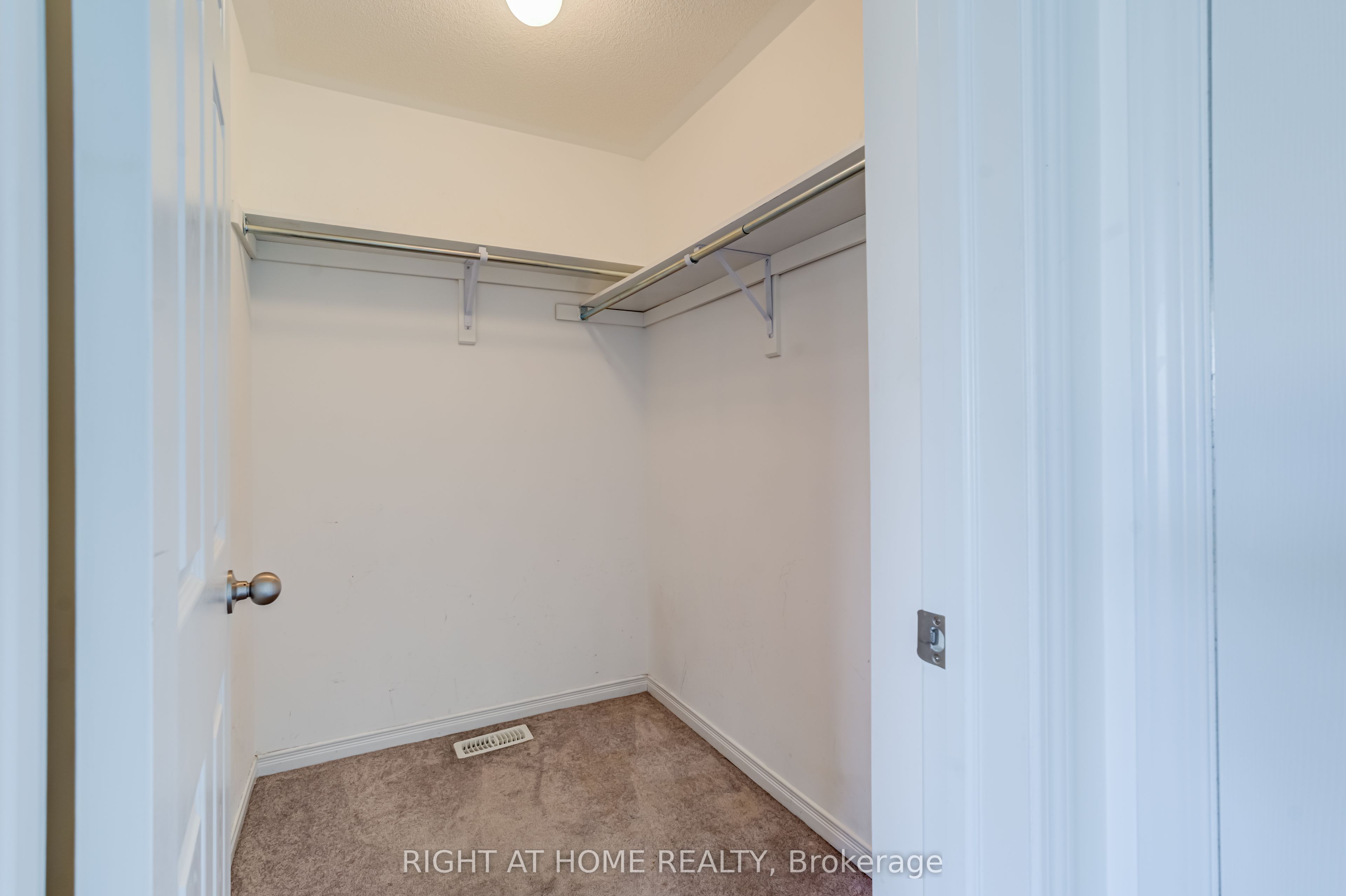 9 Bailey Street Property Photo 26