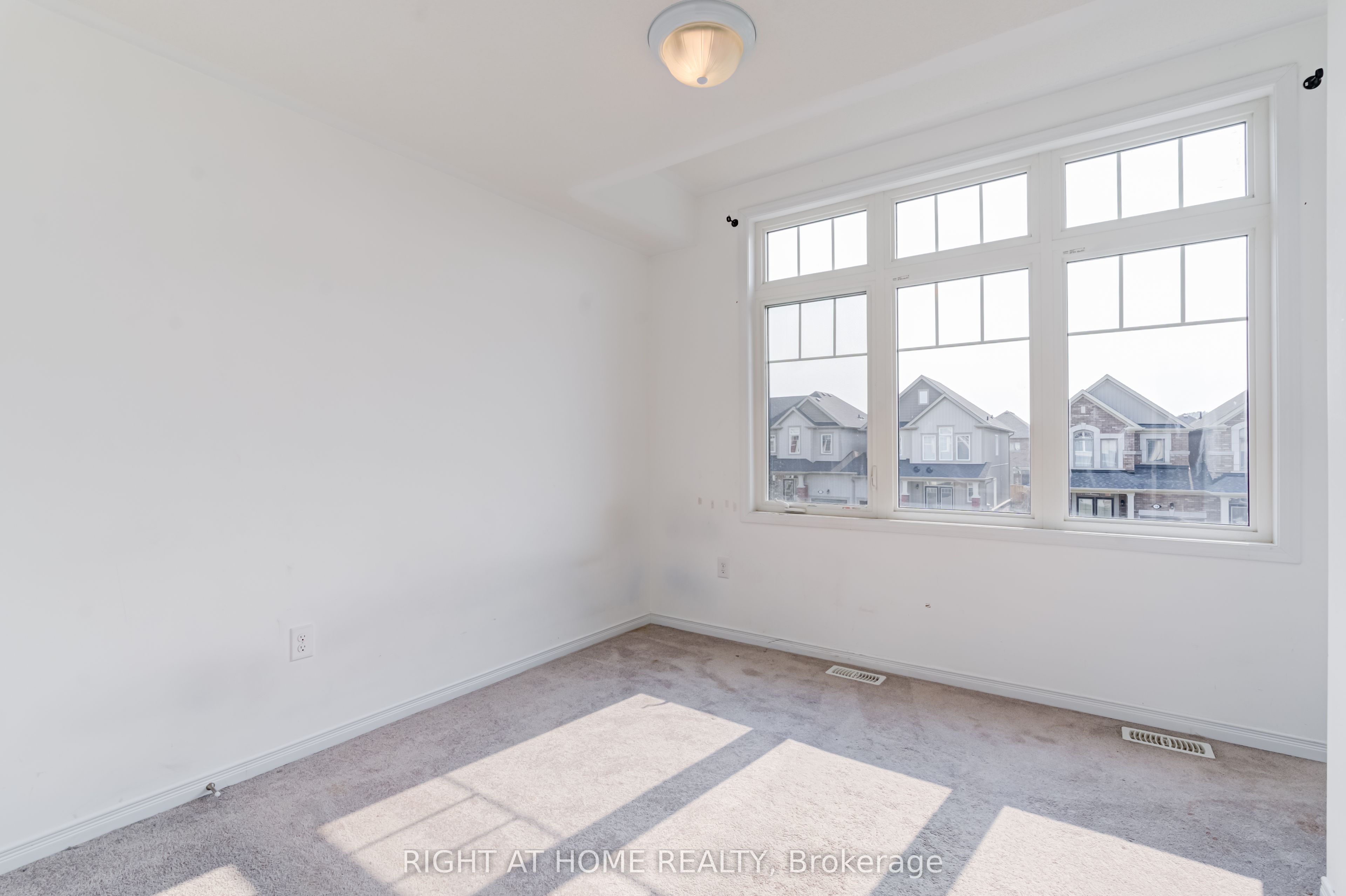 9 Bailey Street Property Photo 29
