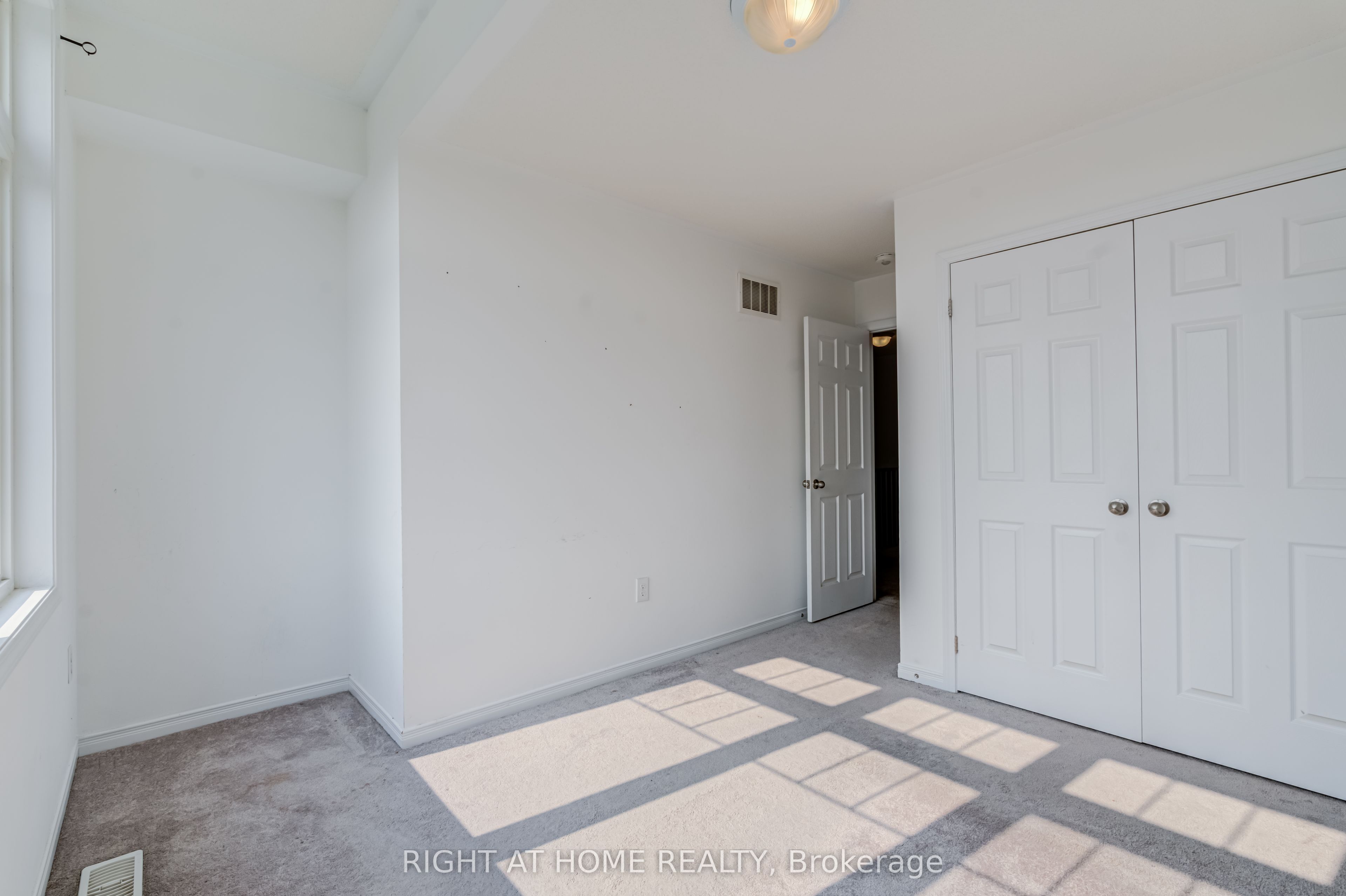 9 Bailey Street Property Photo 30