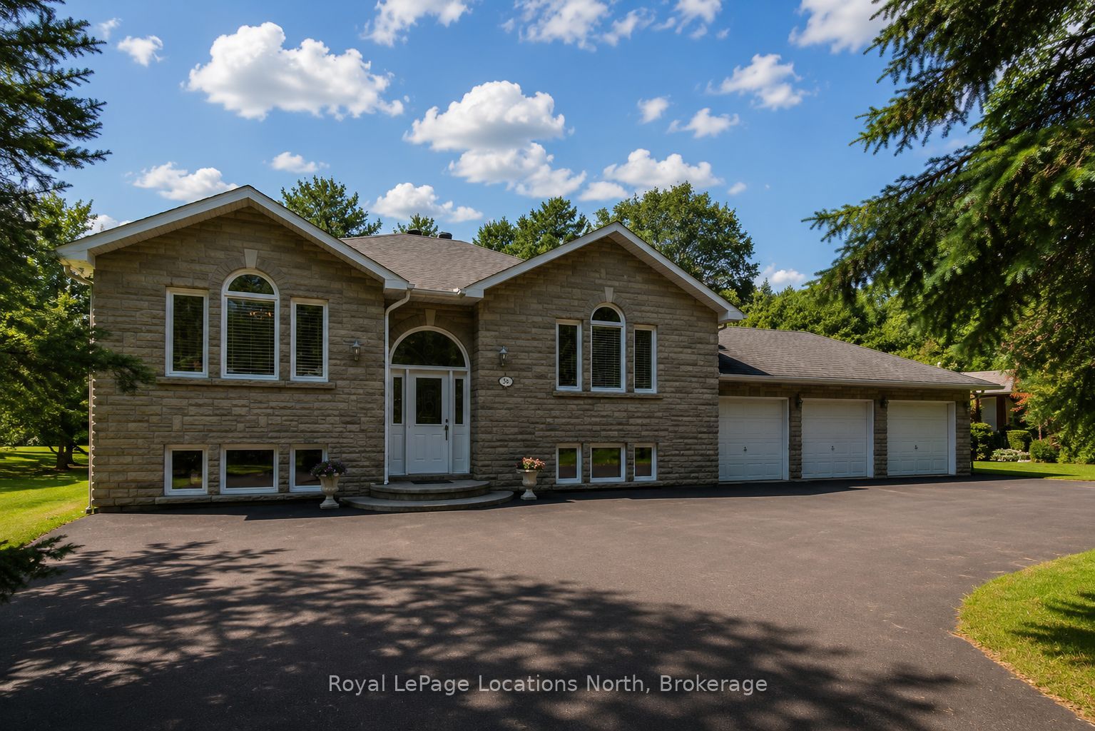 33 Birchwood Trail Property Photo 1