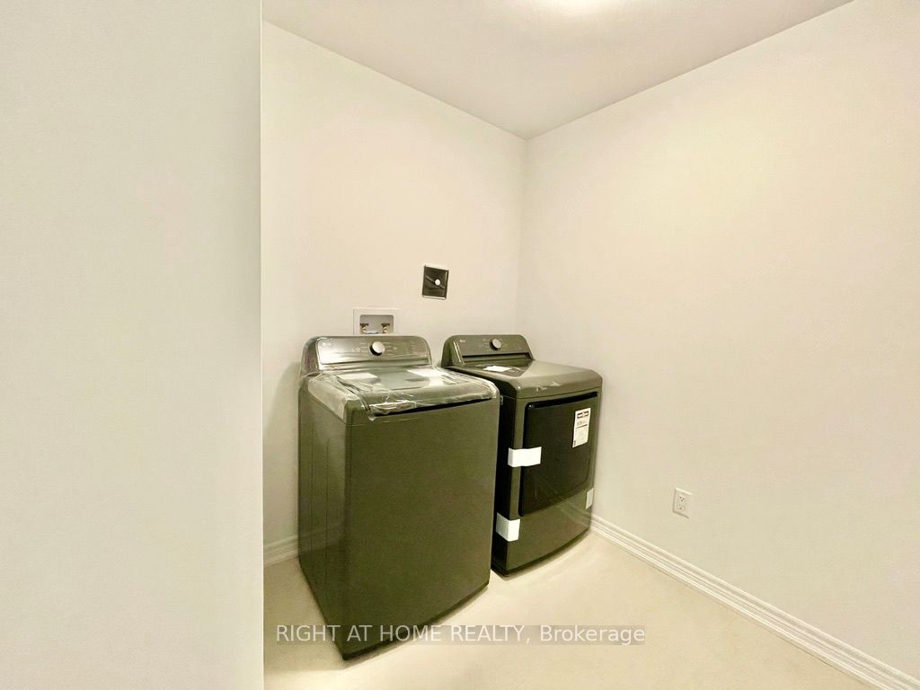 67 Milady Crescent Property Photo 14