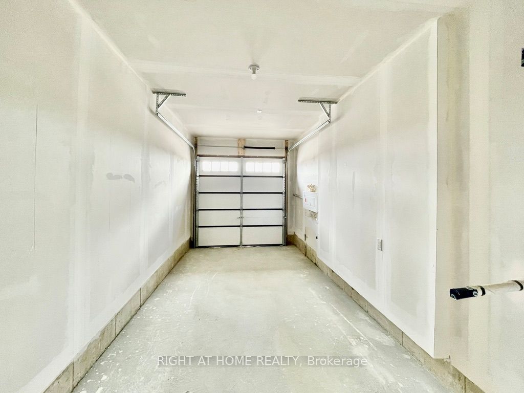 67 Milady Crescent Property Photo 15