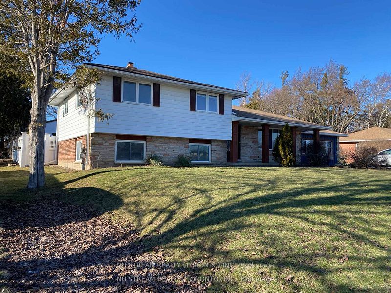 552 Big Bay Point Road Property Photo 1